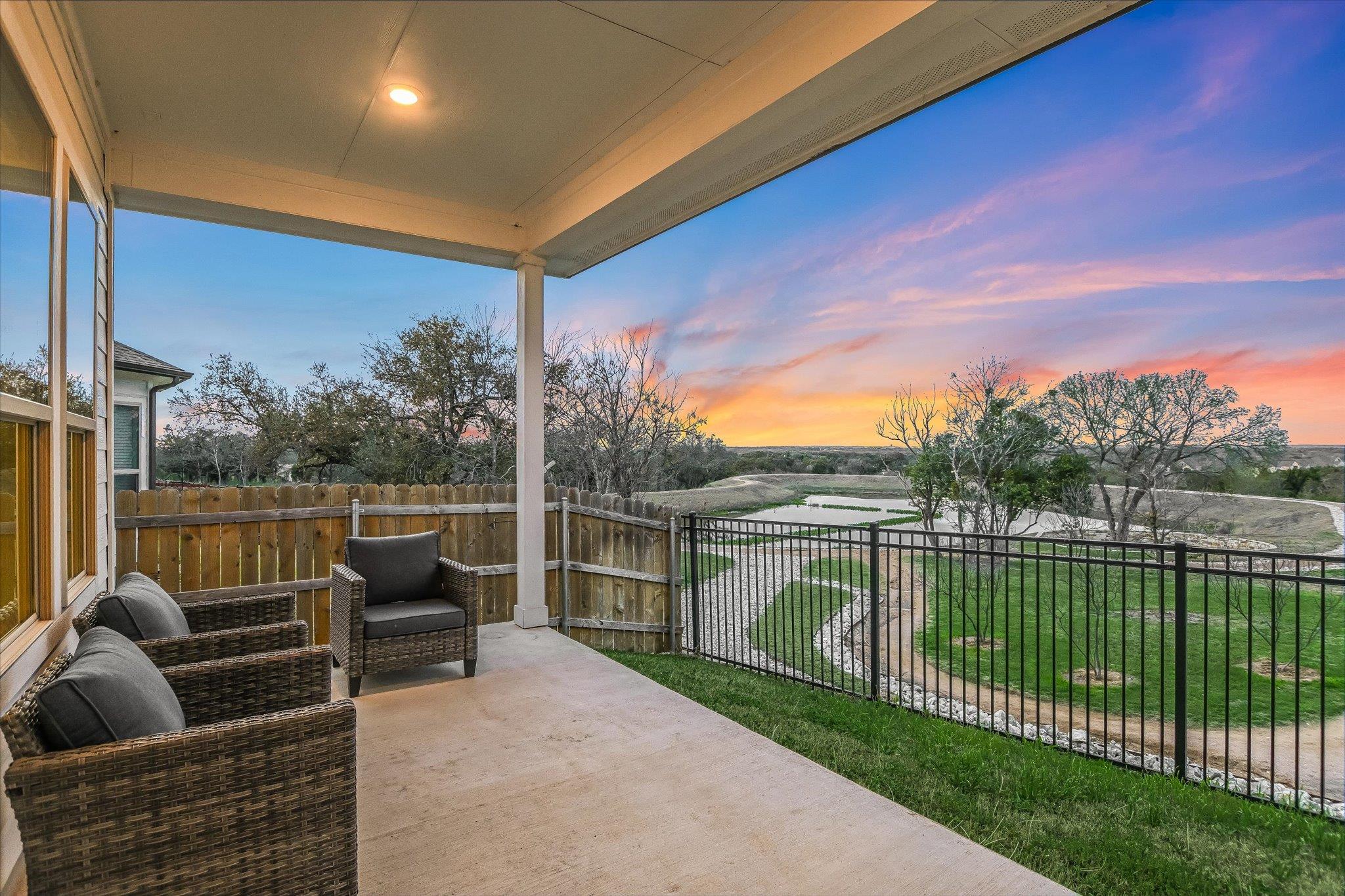 12608 Stanford Dr Property Photo 1