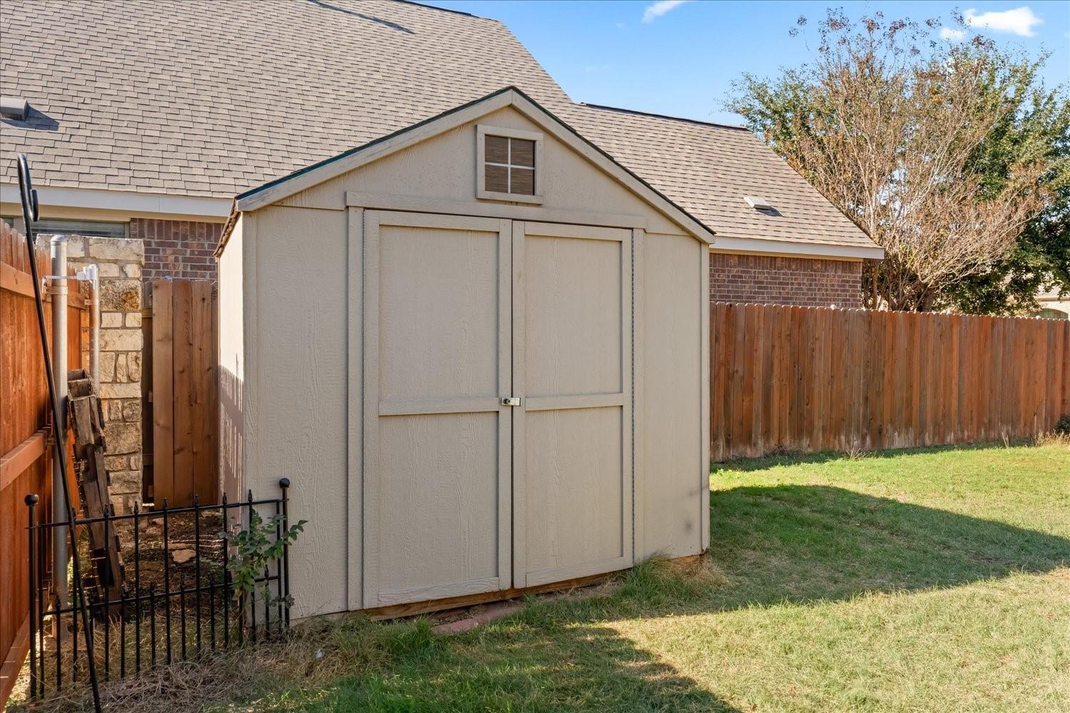245 Clear Springs Holw Property Photo 28