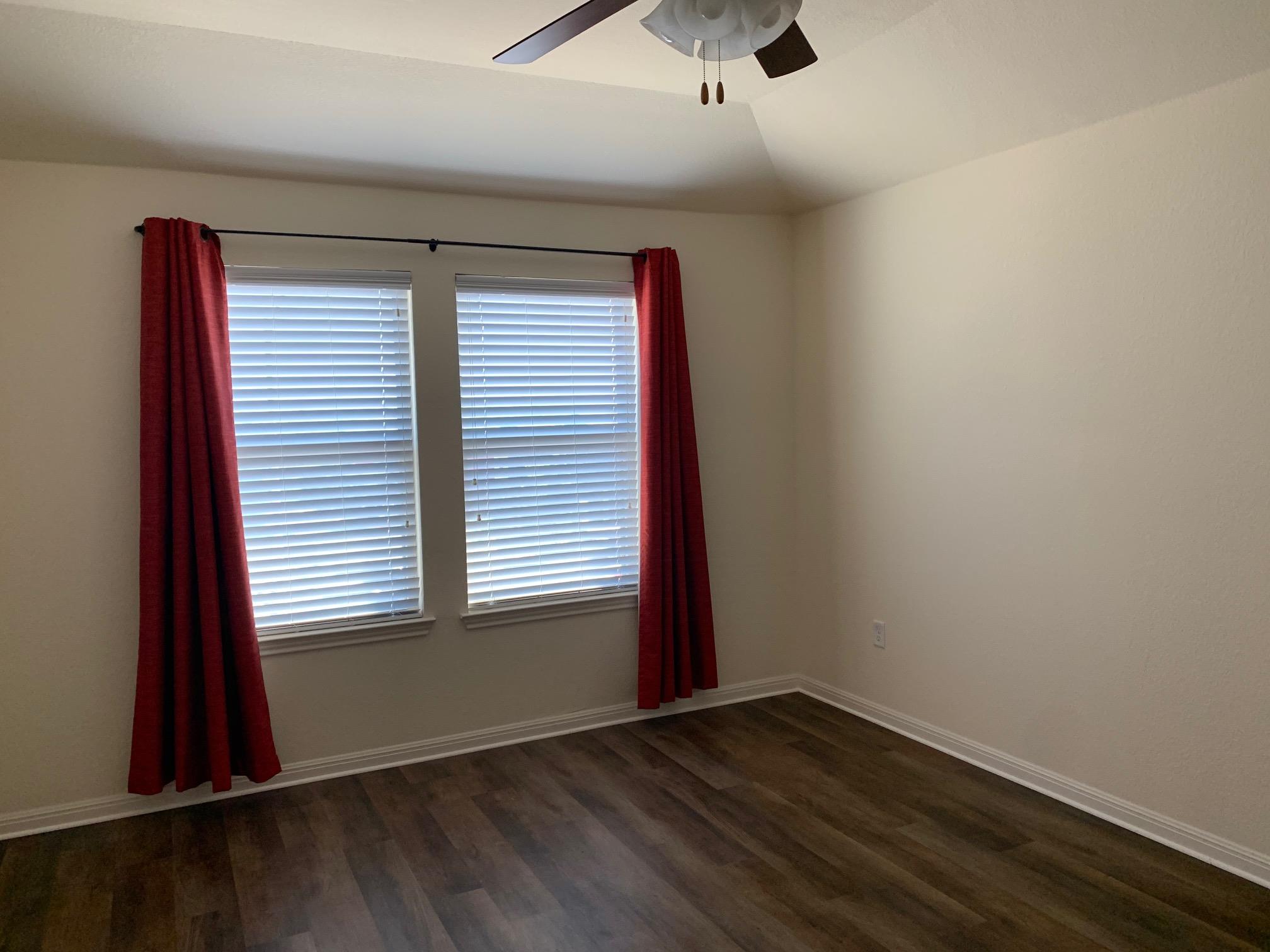 5805 Loblolly Ln Property Photo 11