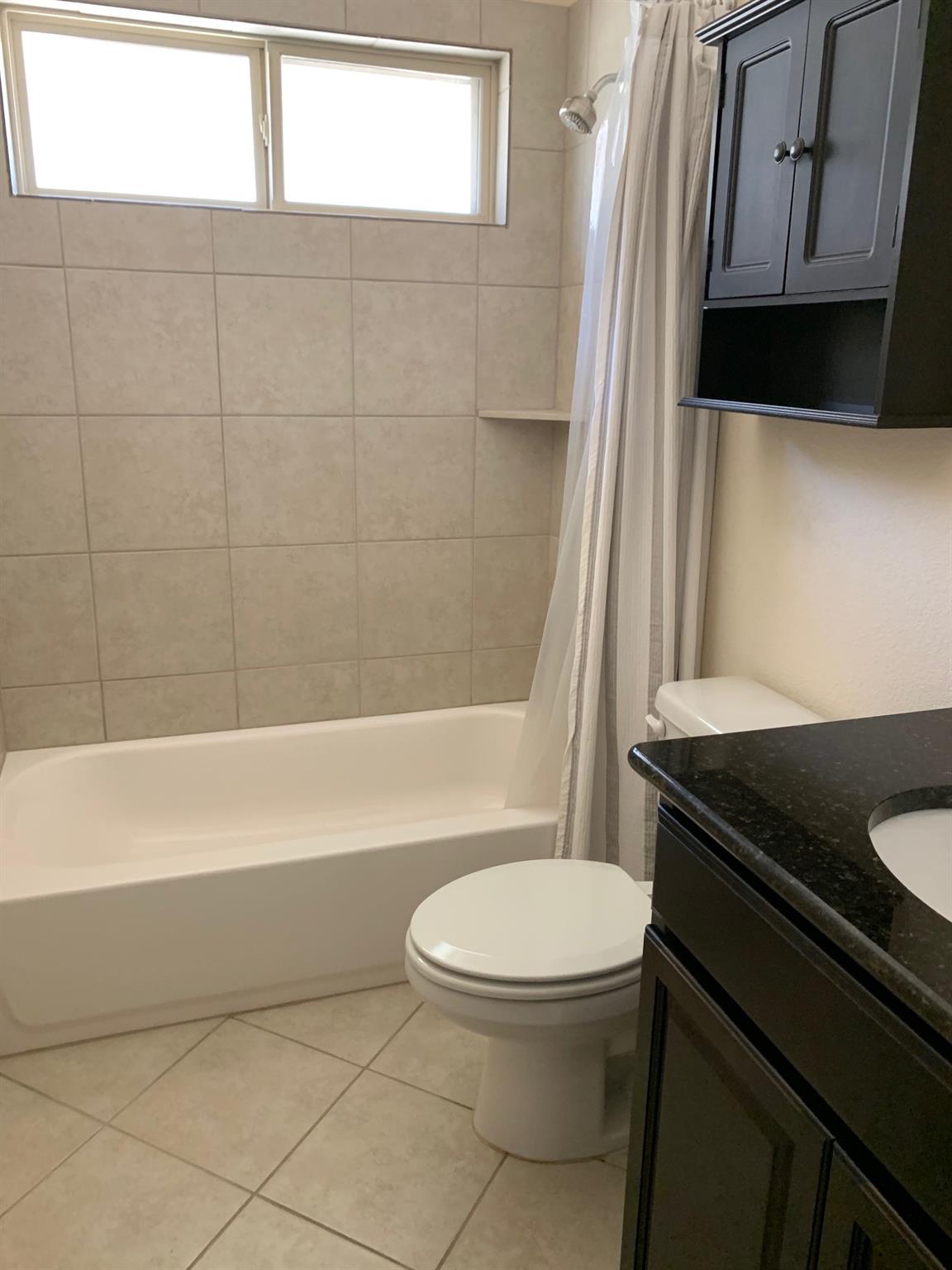 5805 Loblolly Ln Property Photo 12