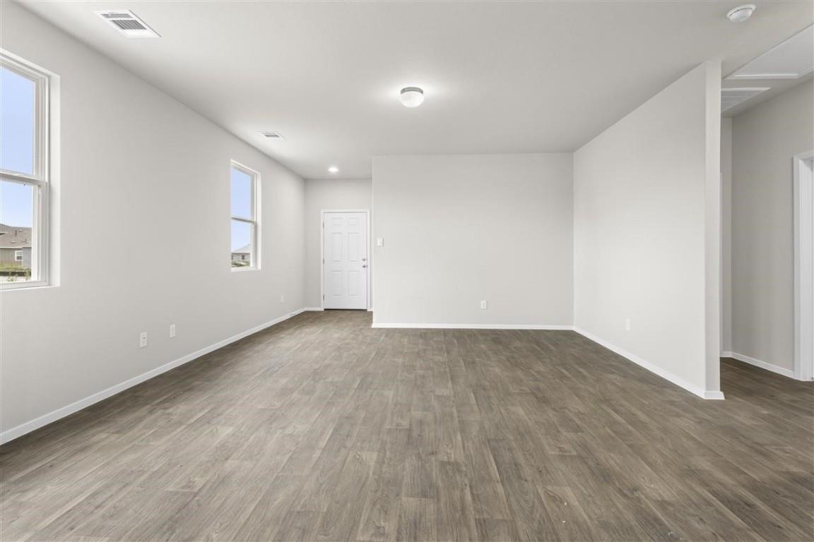 708 Running Creek Dr Property Photo 15