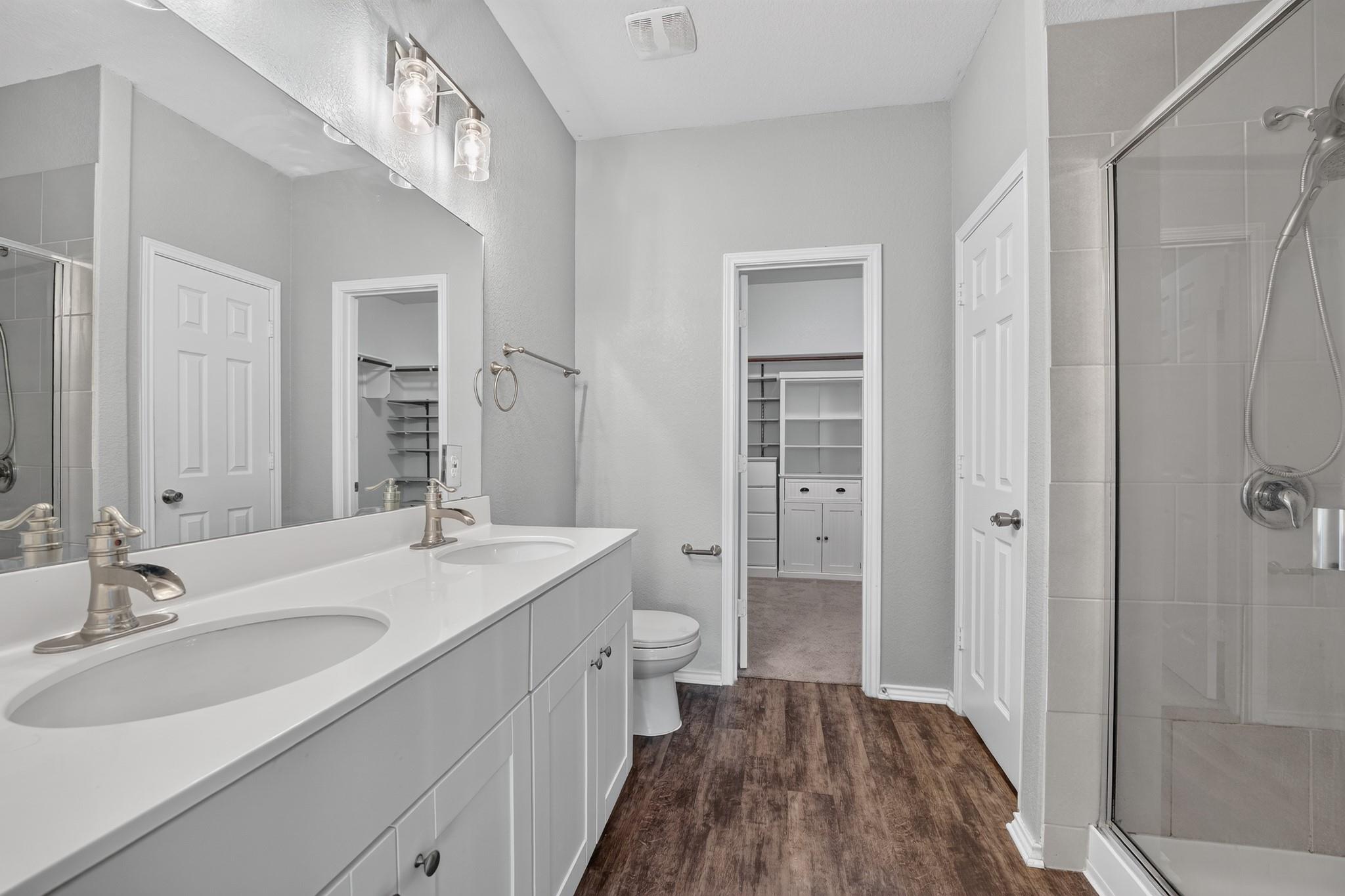 612 Sonterra Blvd Property Photo 21