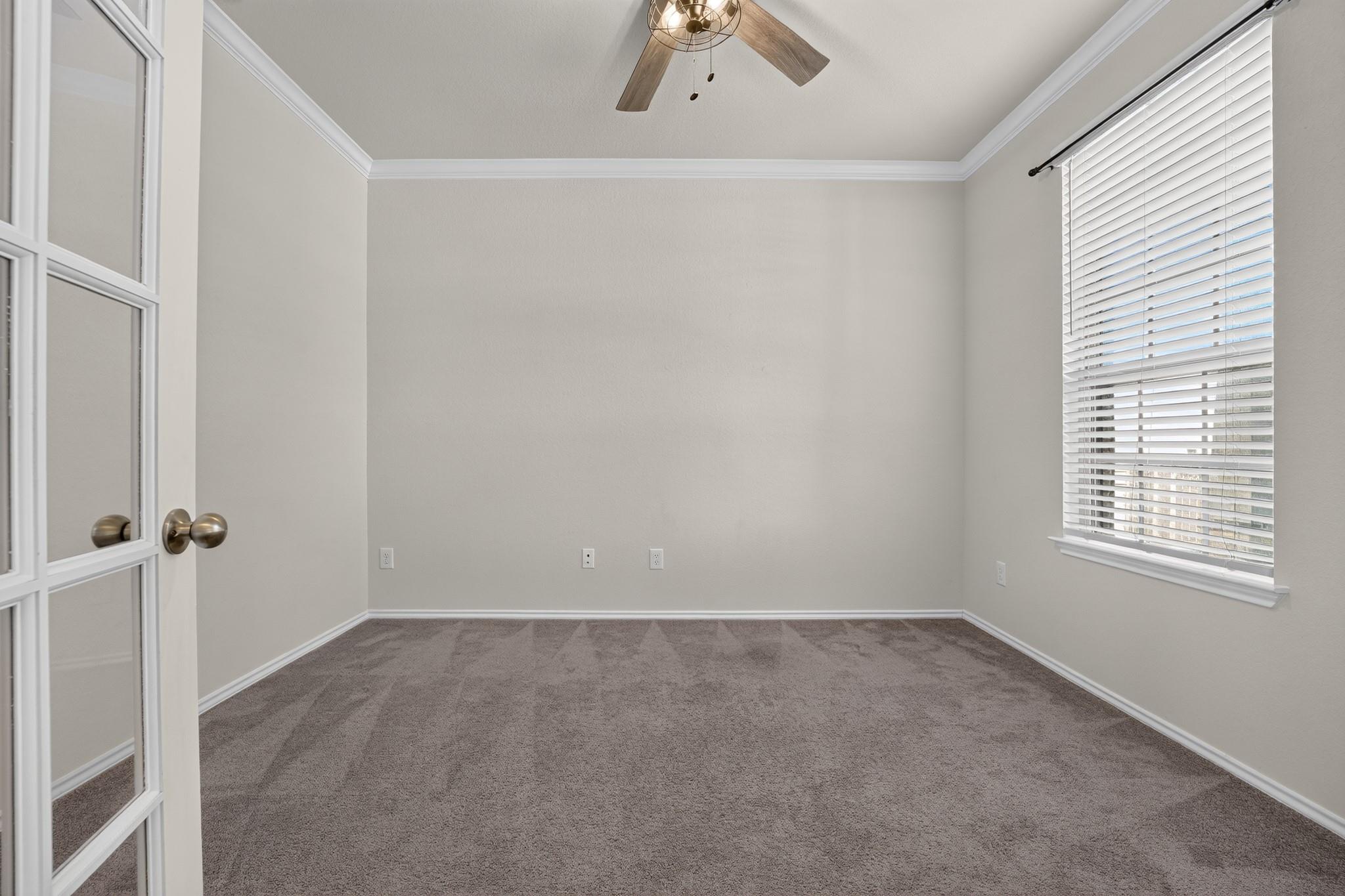 612 Sonterra Blvd Property Photo 24