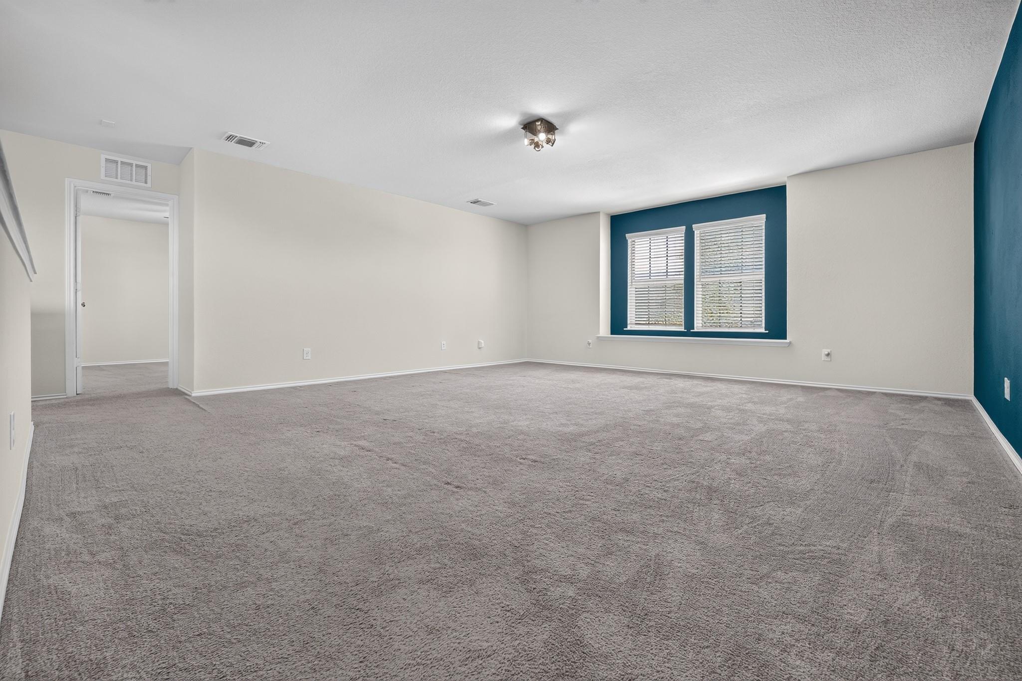 612 Sonterra Blvd Property Photo 26