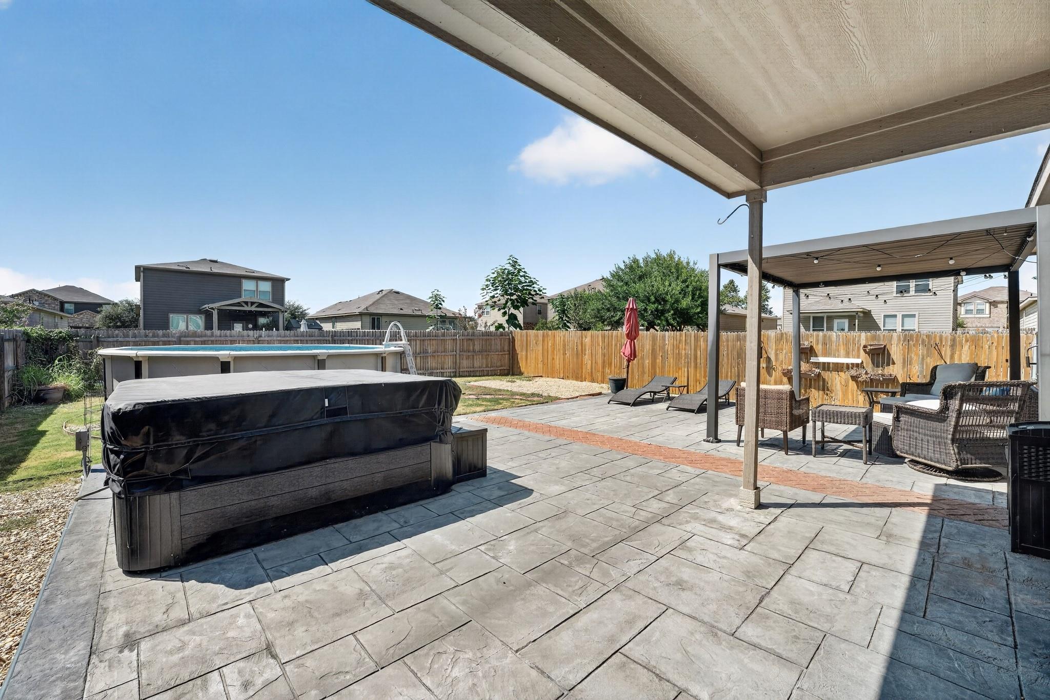 612 Sonterra Blvd Property Photo 31