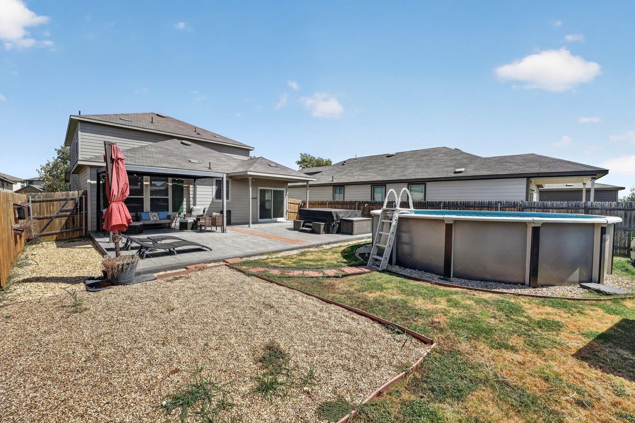 612 Sonterra Blvd Property Photo 33