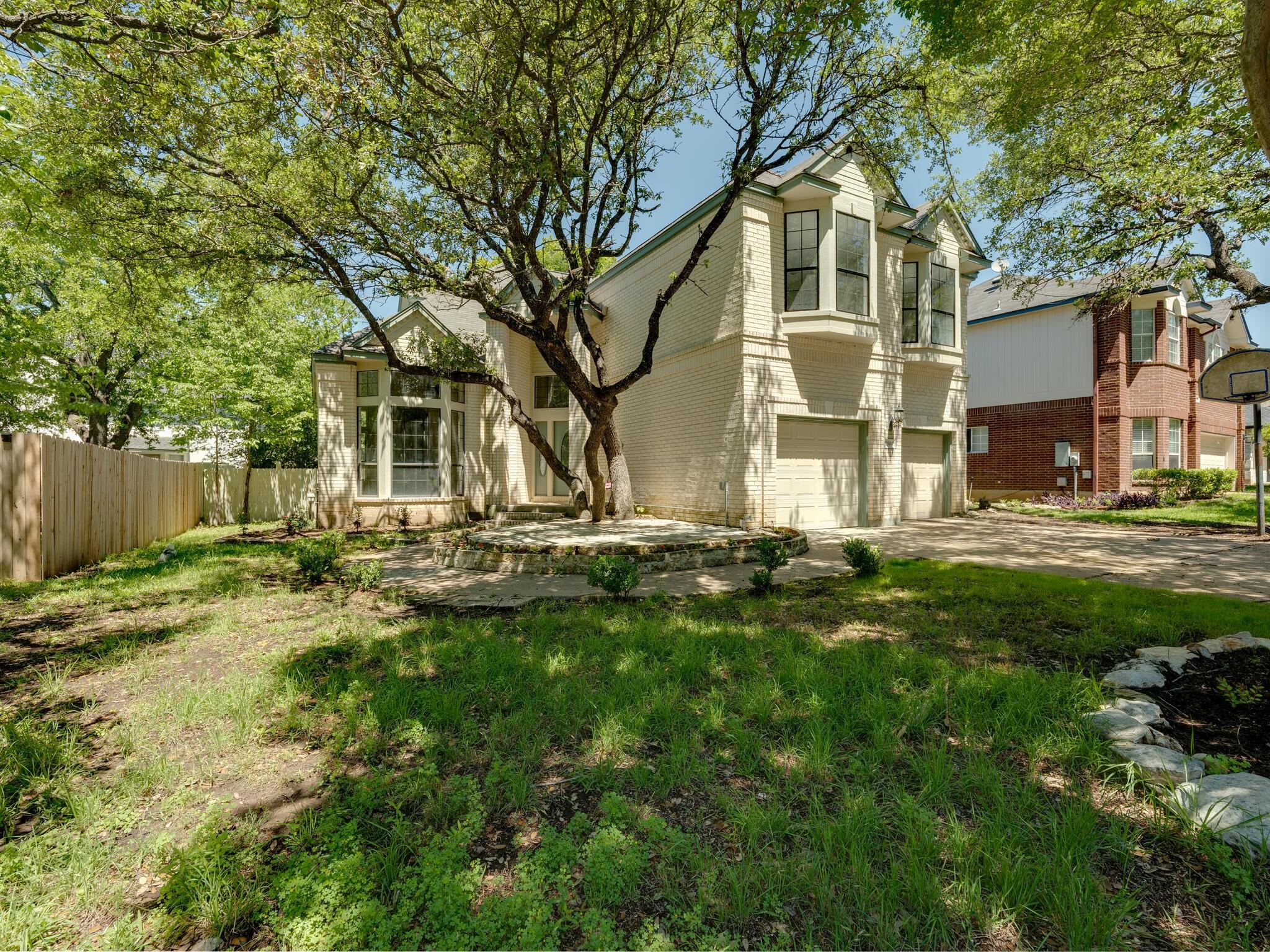 3944 Kristencreek Ln Property Photo 5