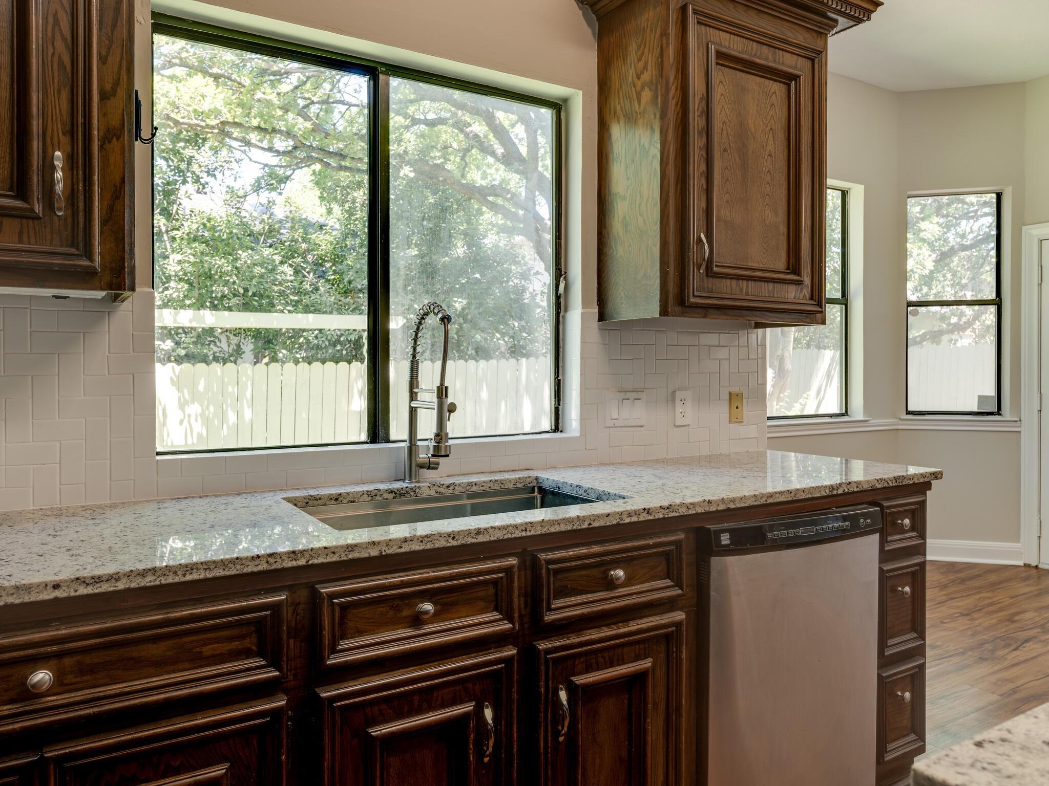 3944 Kristencreek Ln Property Photo 14