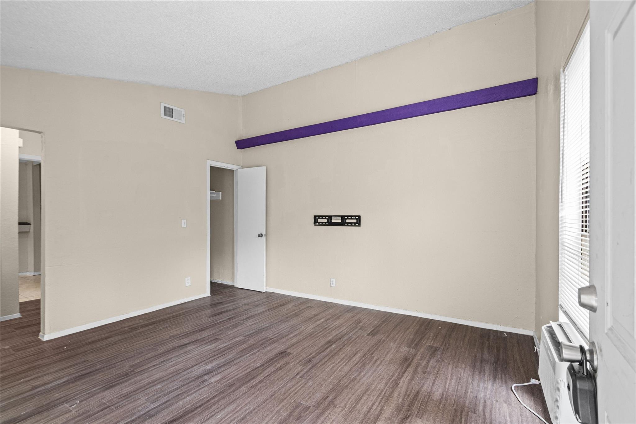 2809 Parker Ln #d Property Photo 7