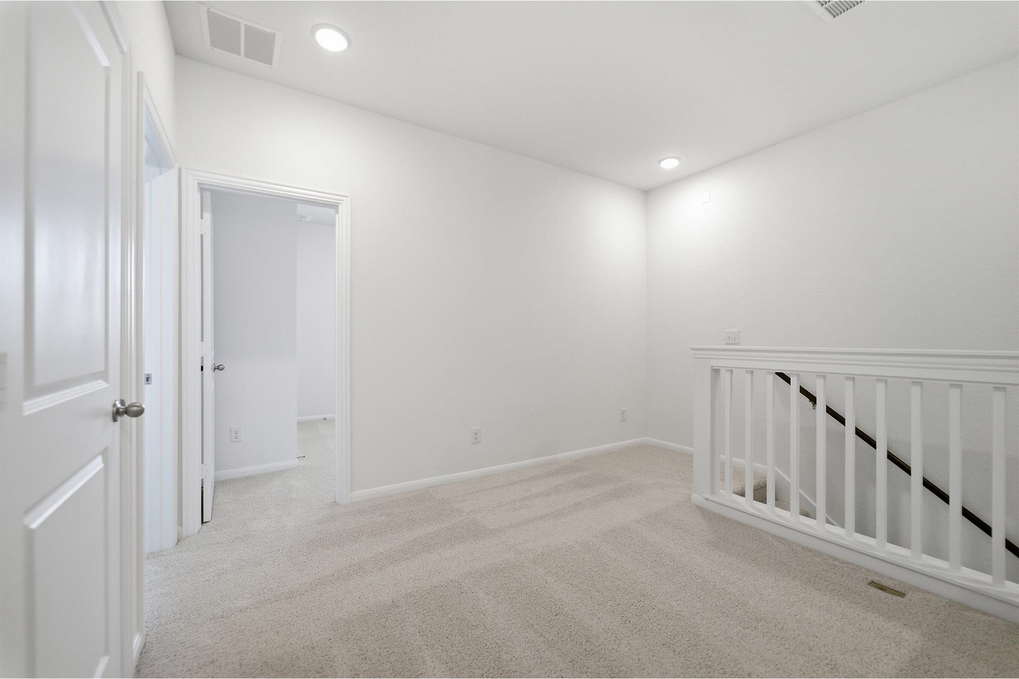 500 Municipal Dr #302 Property Photo 22