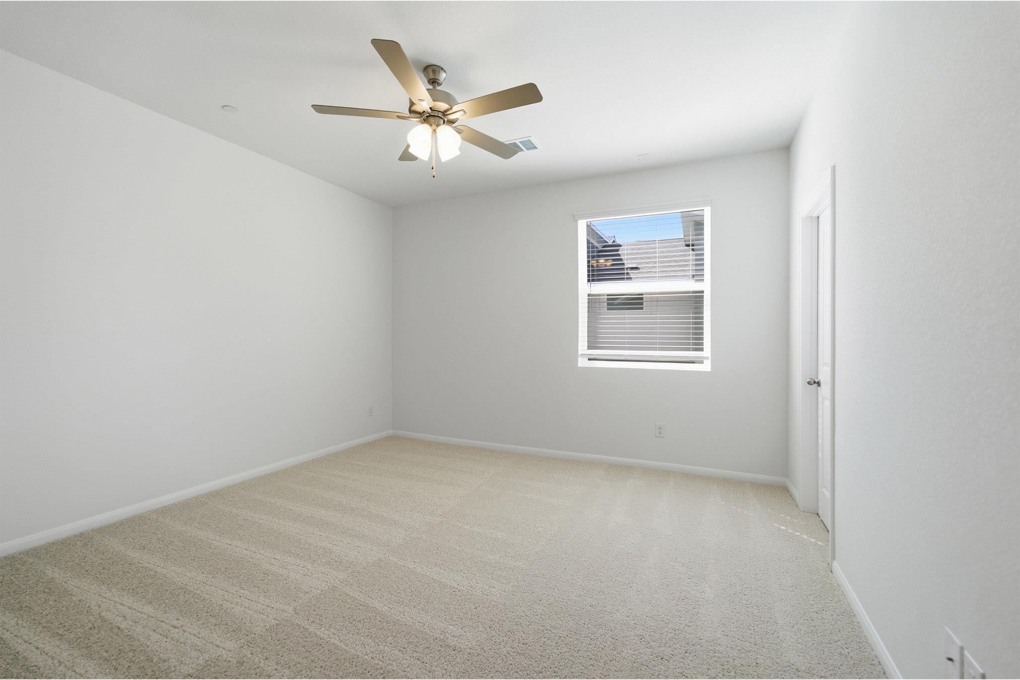 500 Municipal Dr #302 Property Photo 23