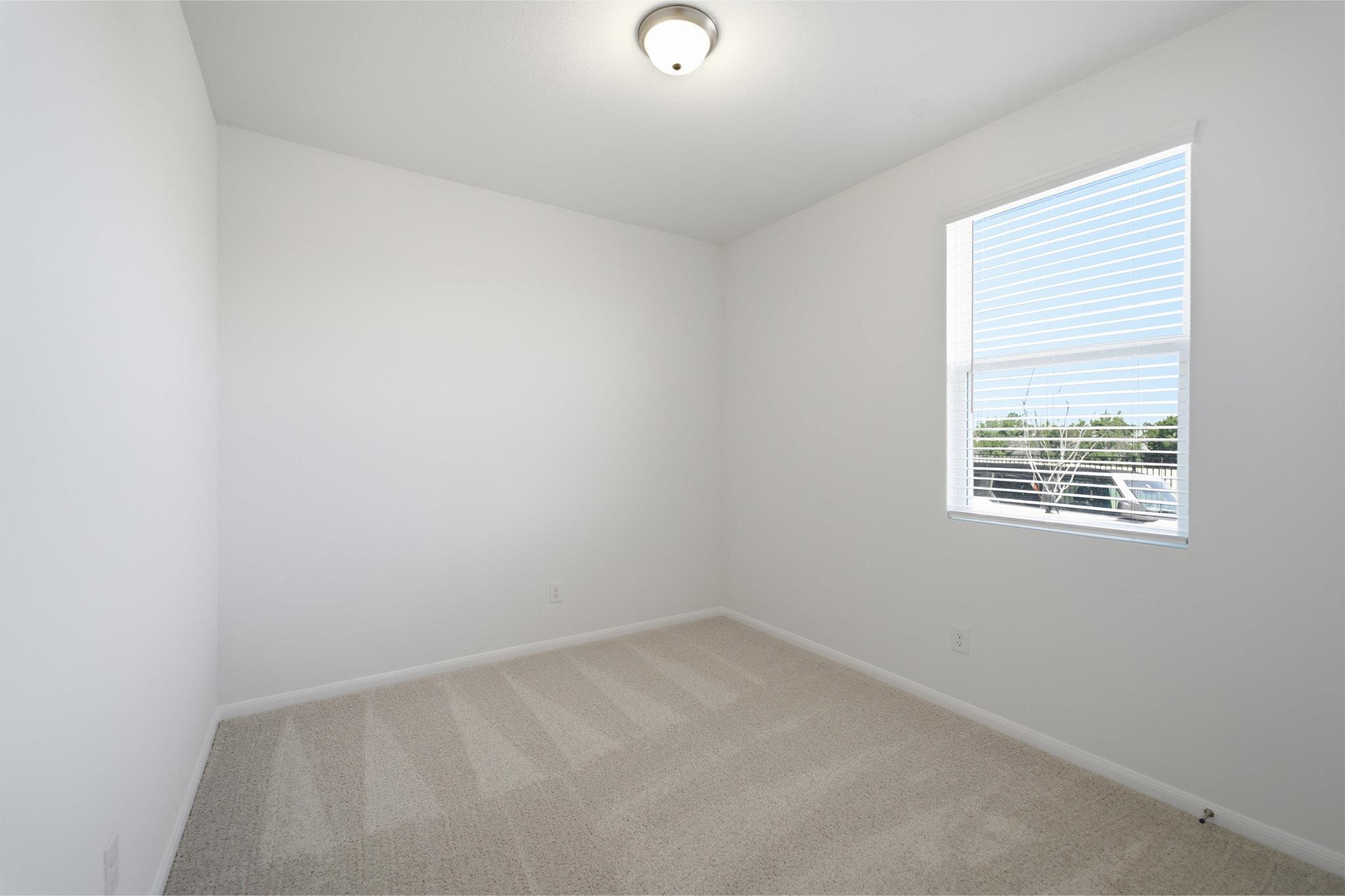 500 Municipal Dr #302 Property Photo 31