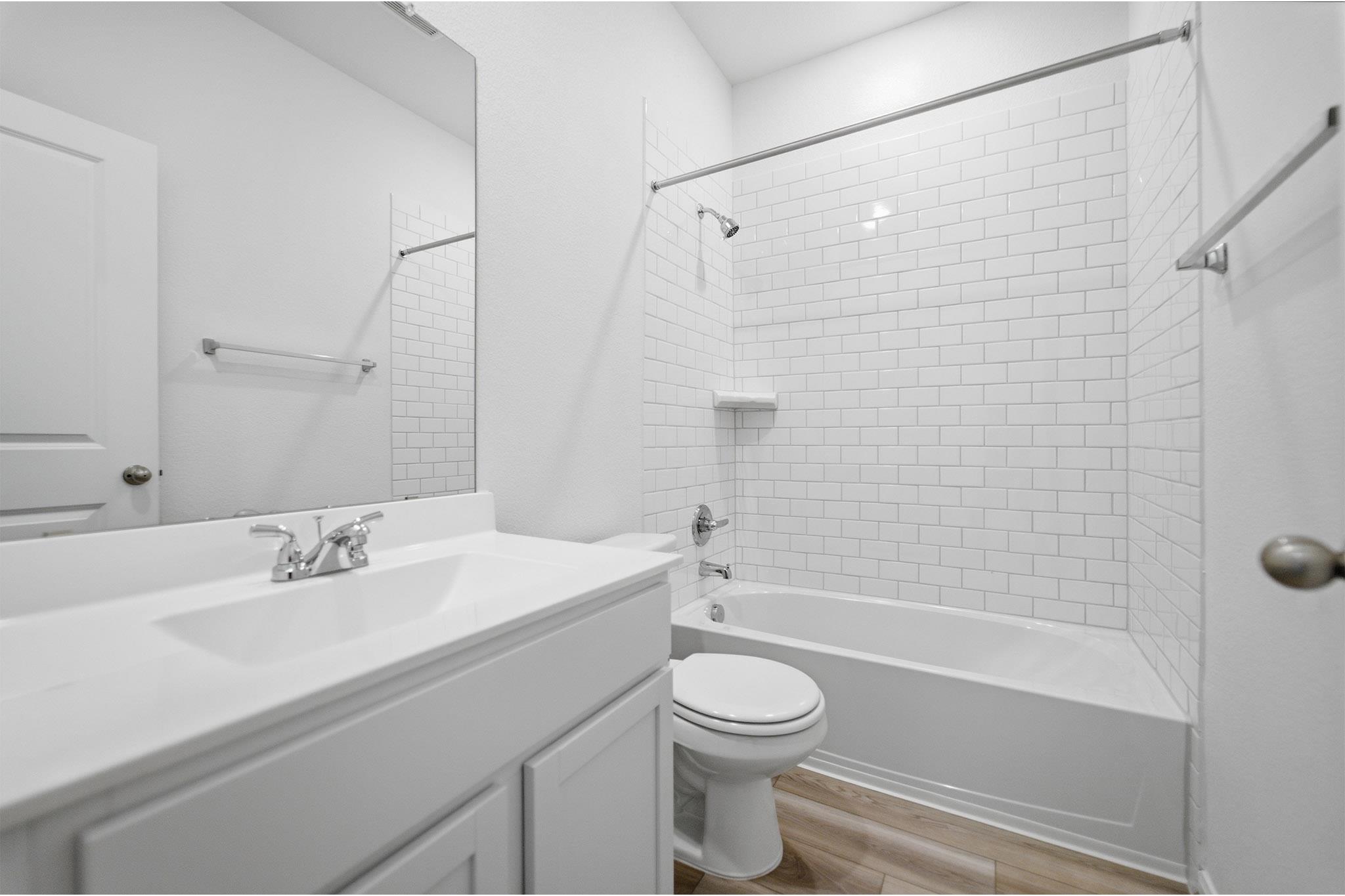 500 Municipal Dr #302 Property Photo 32