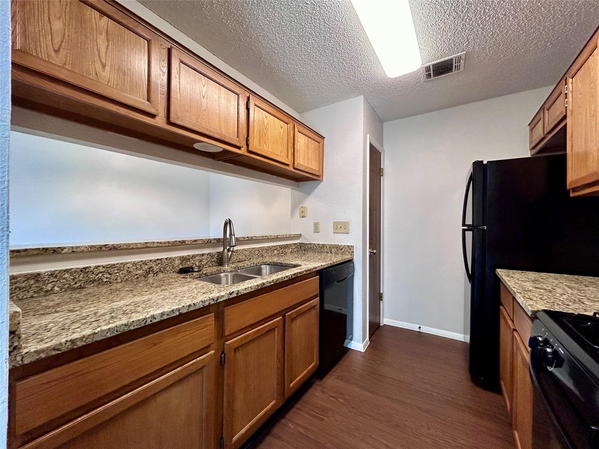 12232 Tyson Cv #a Property Photo 5