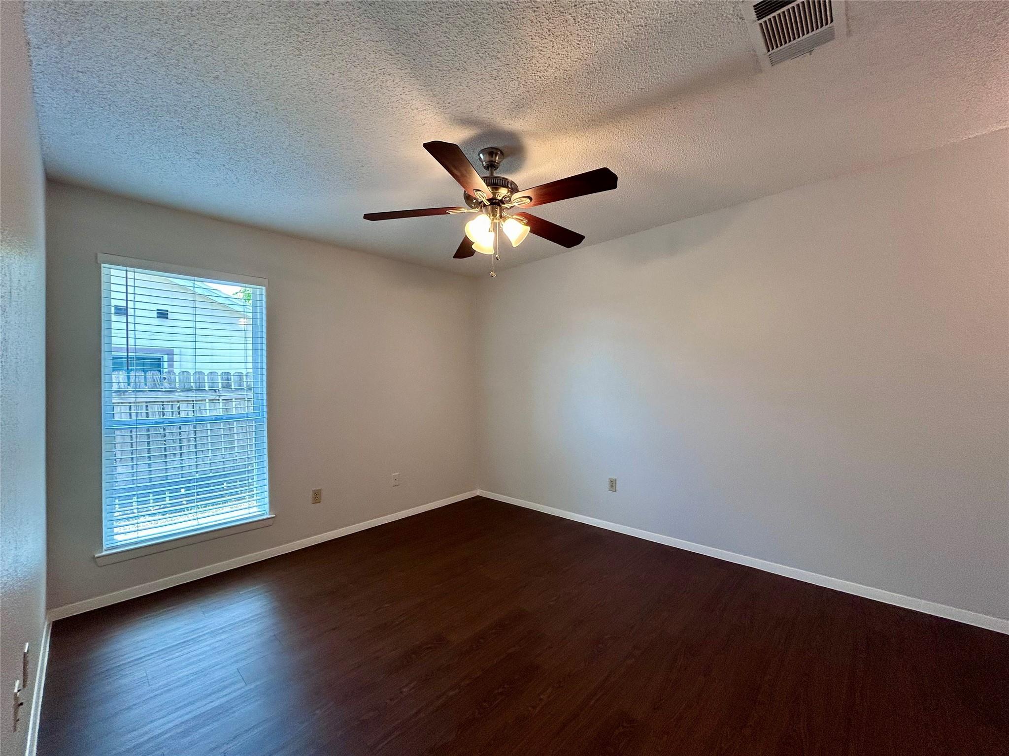 12232 Tyson Cv #a Property Photo 7