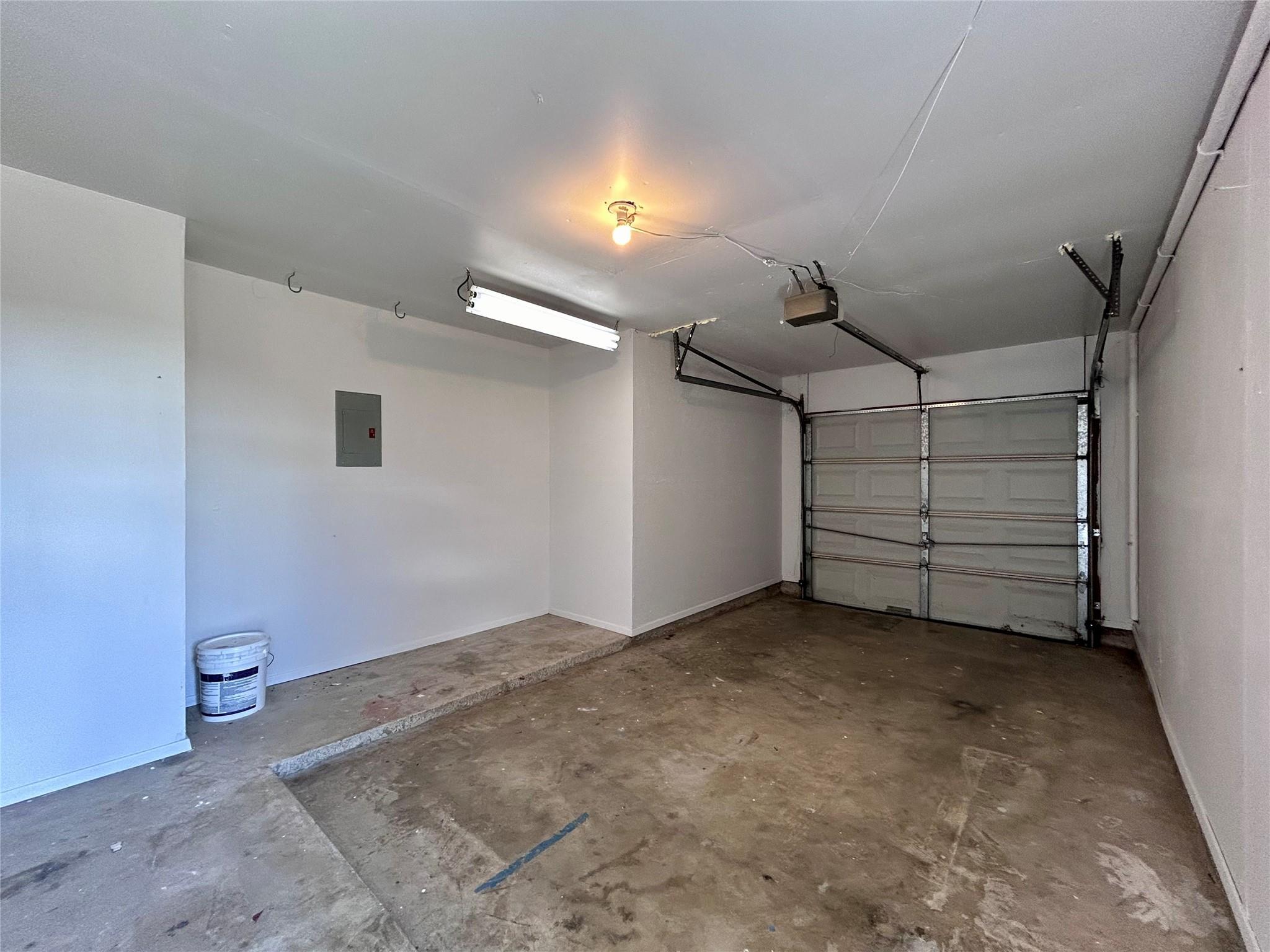 12232 Tyson Cv #a Property Photo 17