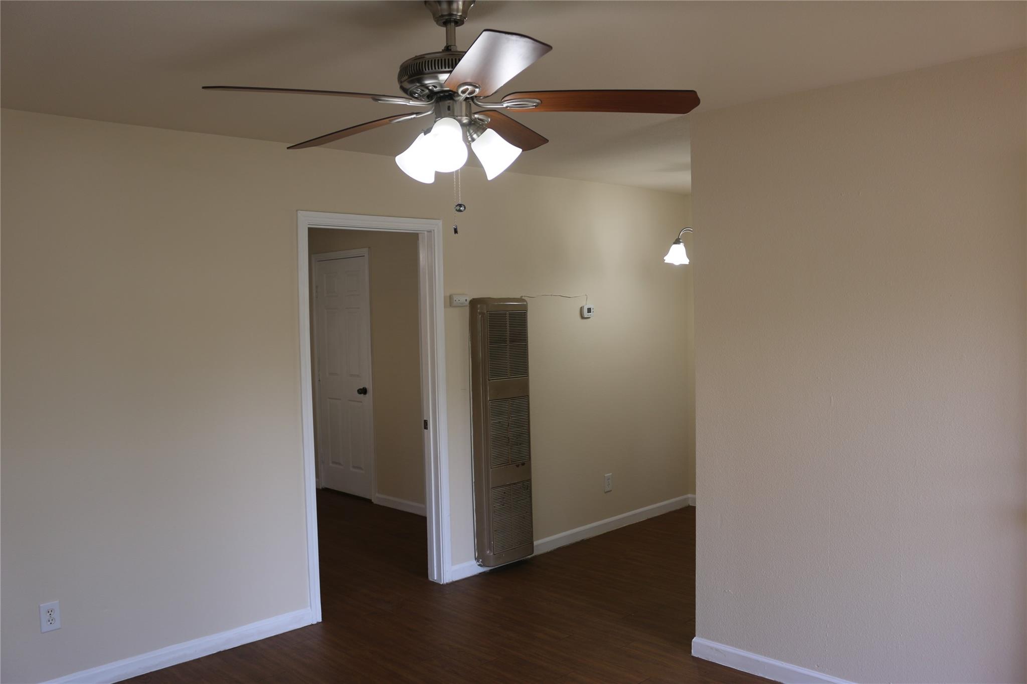 1705 Walnut St 3 Property Photo 4