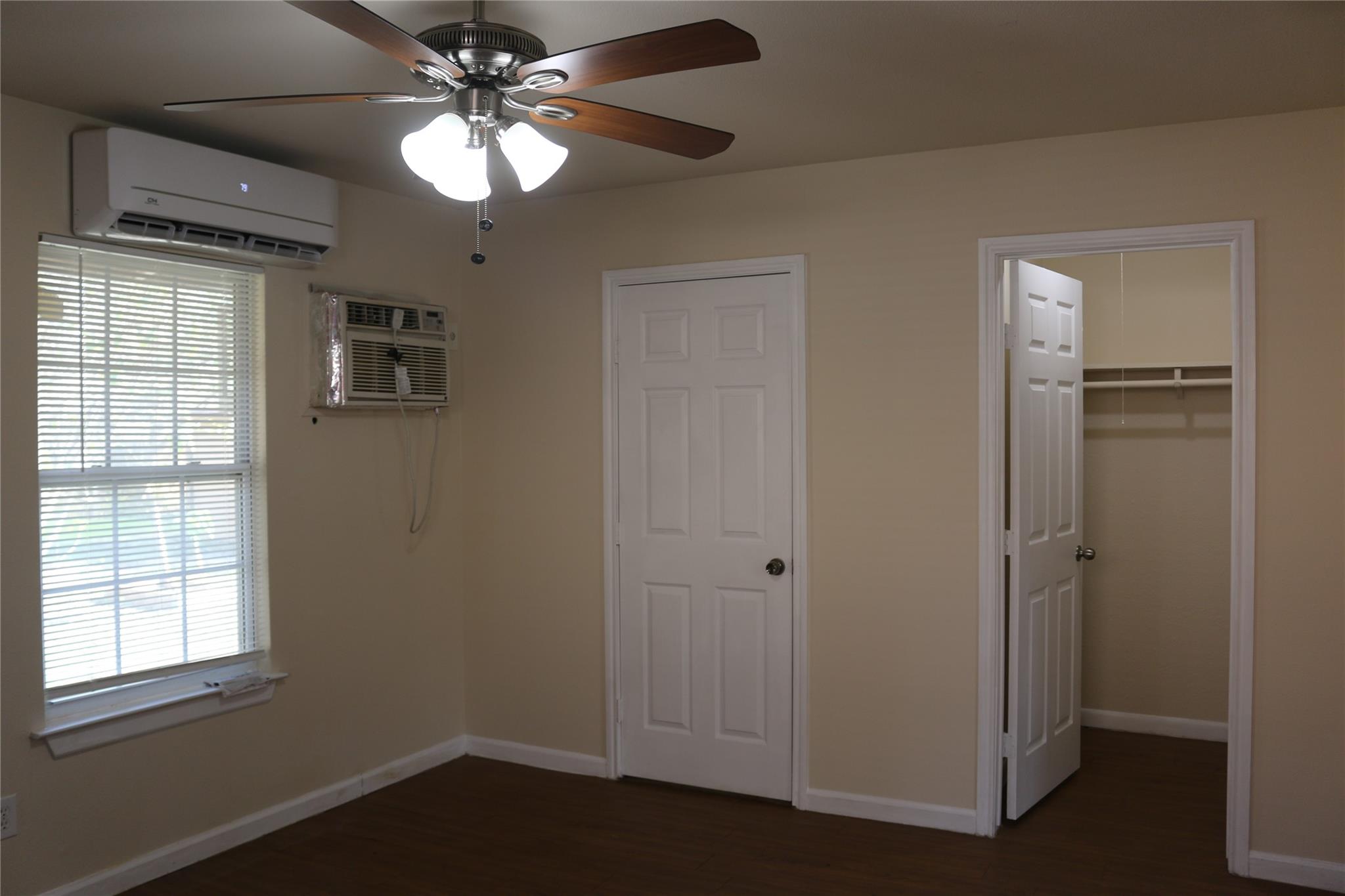 1705 Walnut St 3 Property Photo 7