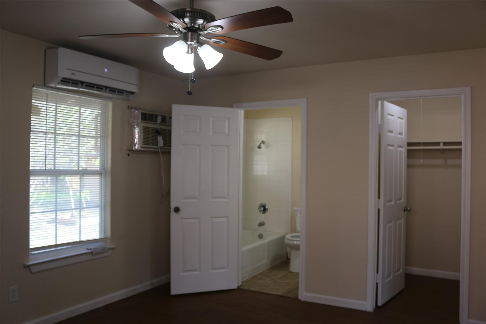 1705 Walnut St 3 Property Photo 8