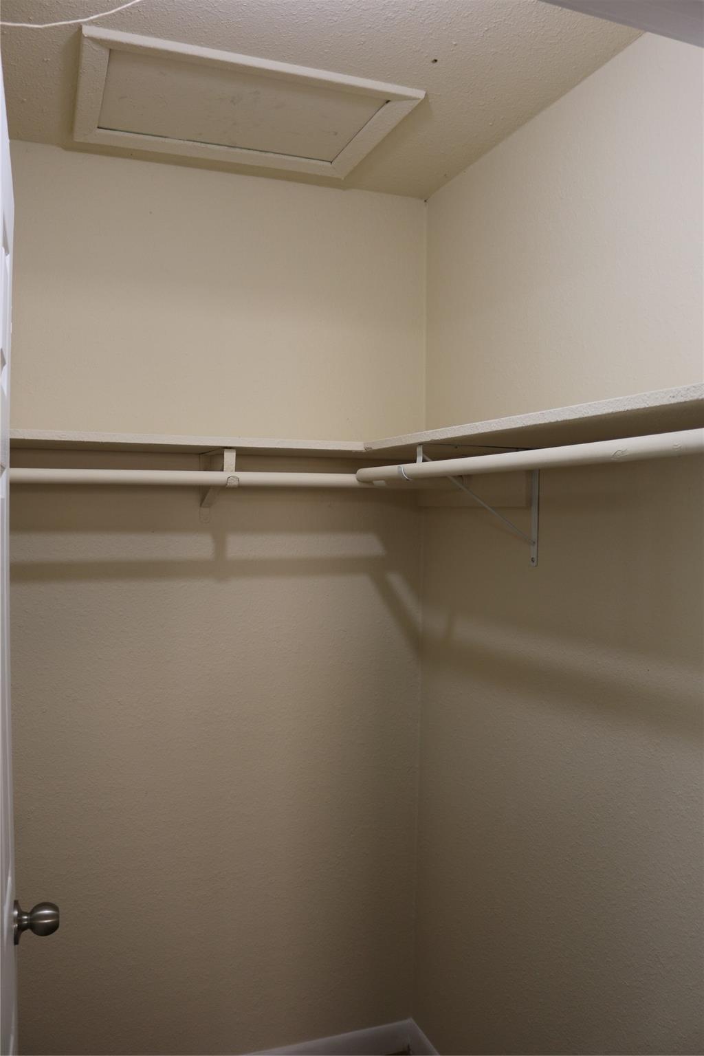 1705 Walnut St 3 Property Photo 13
