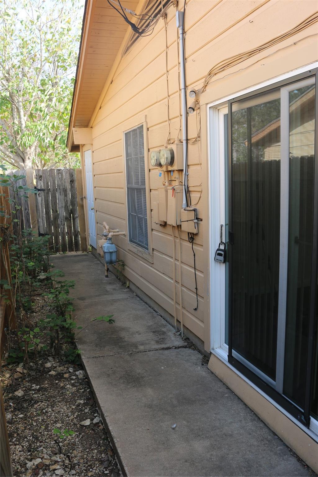 1705 Walnut St 3 Property Photo 17