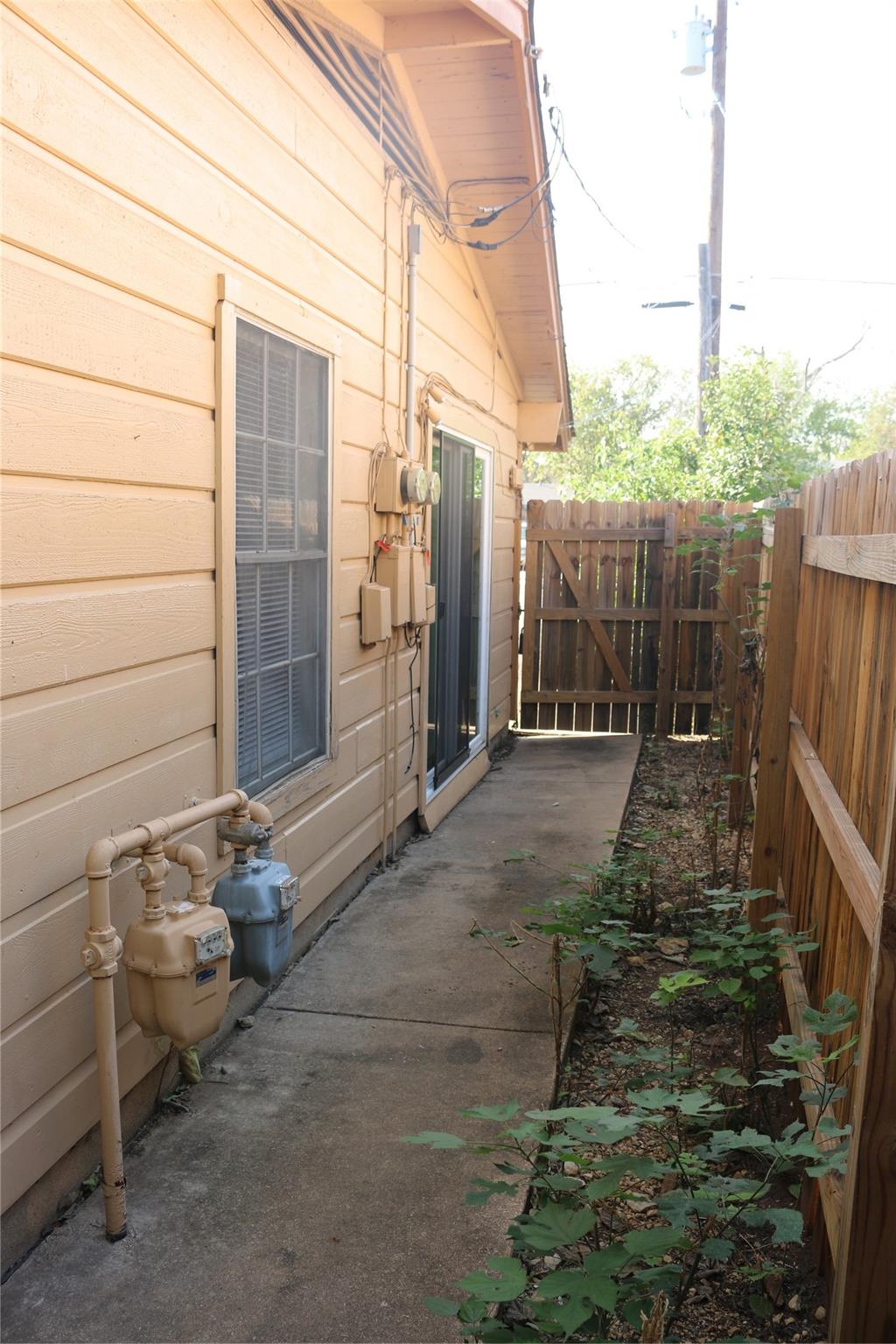 1705 Walnut St 3 Property Photo 18