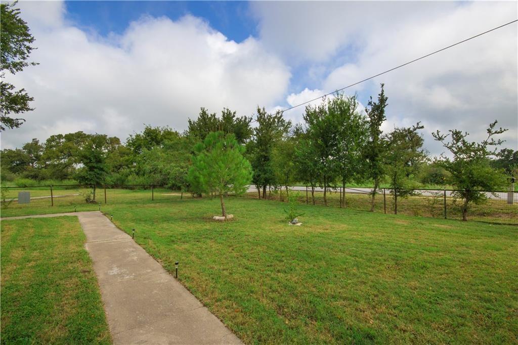 18247 Blake Manor Rd #c Property Photo 2