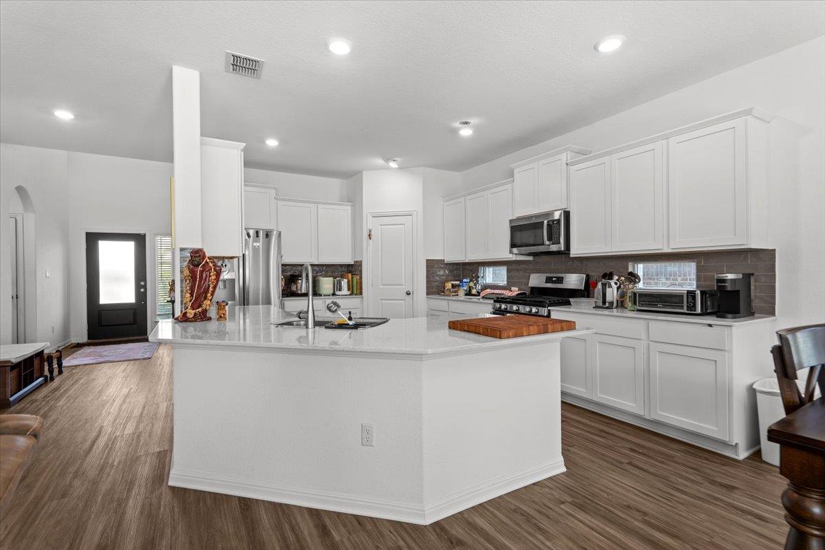 12202 Perritos Pl Property Photo 15