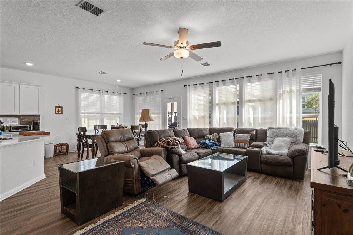 12202 Perritos Pl Property Photo 20