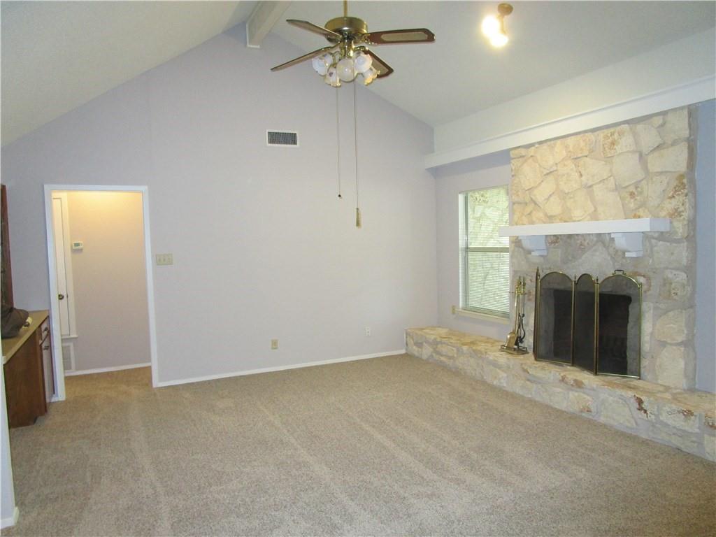 3413 Rocky Hollow Trl Property Photo 3
