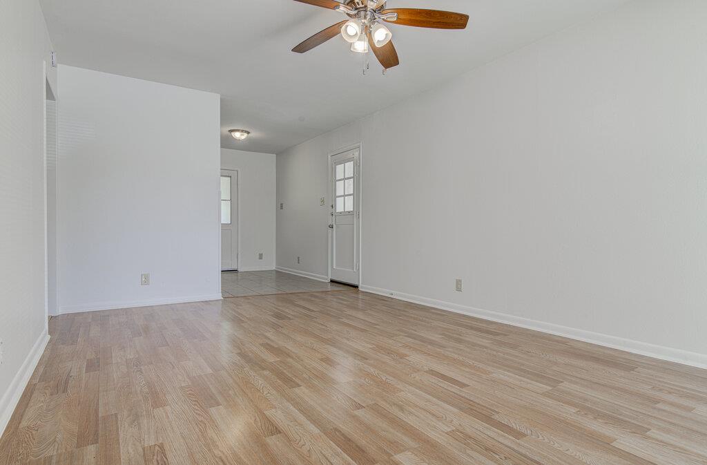 8406 Burrell Dr Property Photo 5