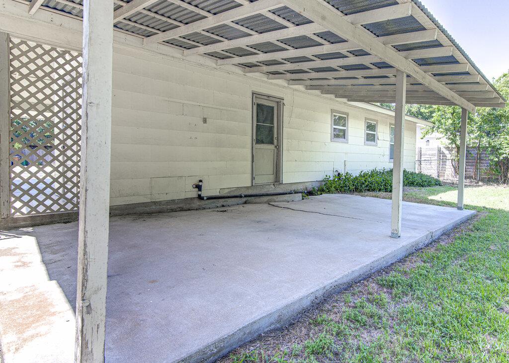 8406 Burrell Dr Property Photo 18