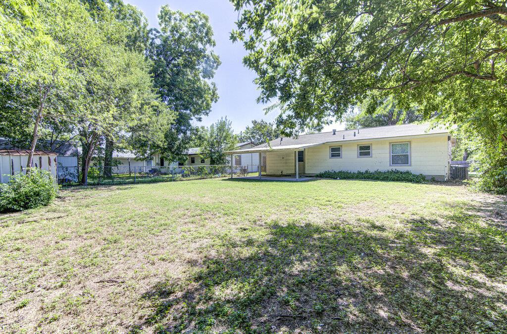 8406 Burrell Dr Property Photo 21