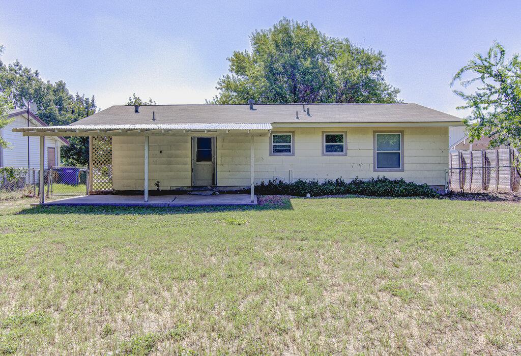 8406 Burrell Dr Property Photo 22