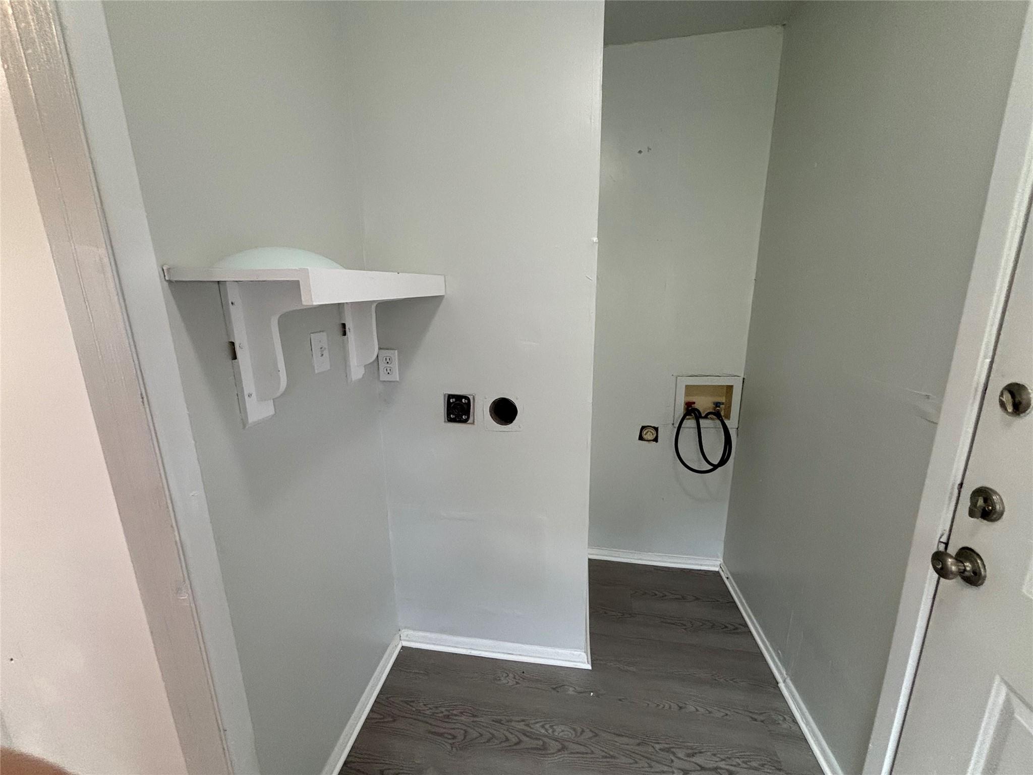 5905 Cherry Loop Property Photo 7