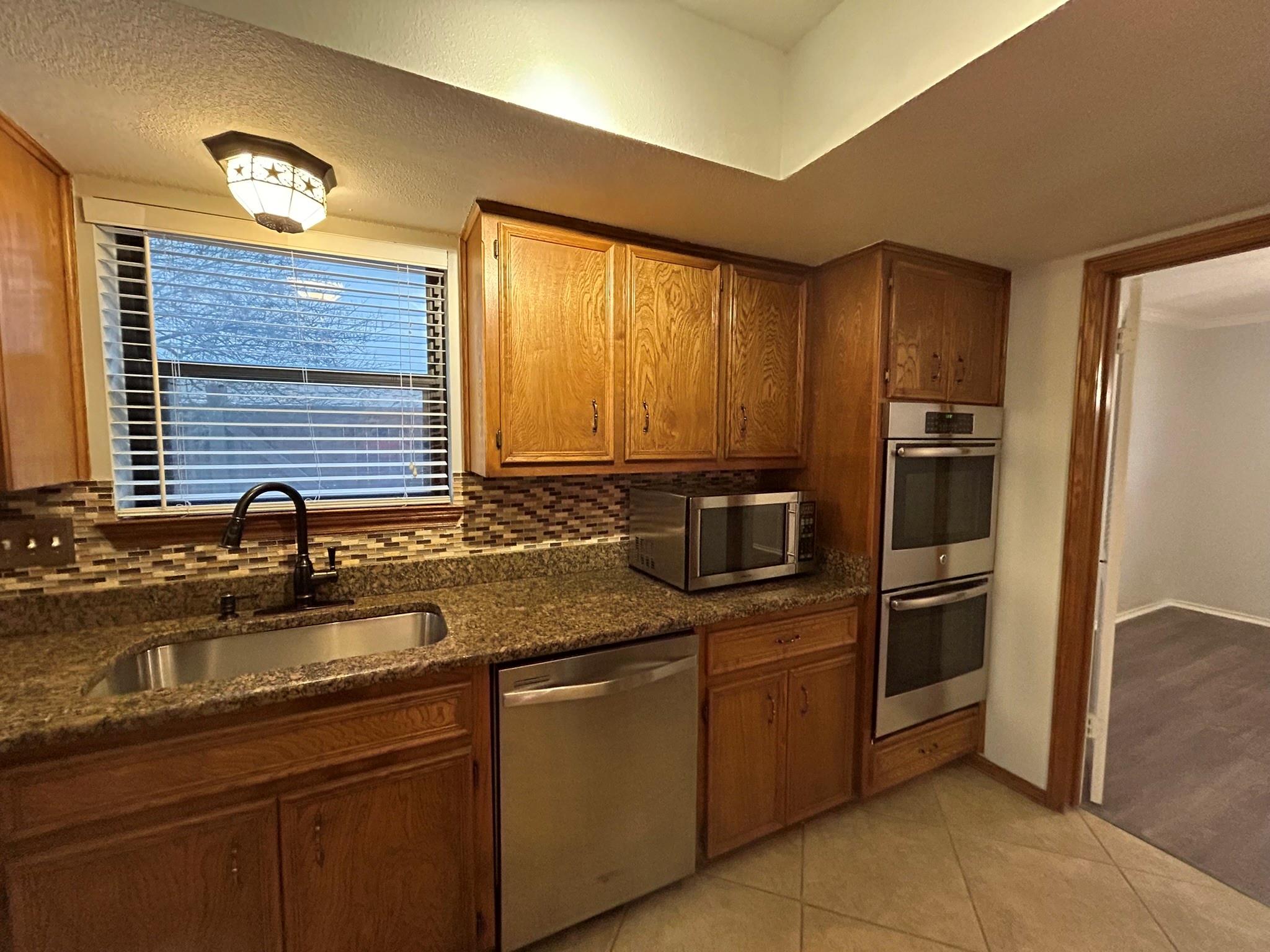 3304 Spotted Horse None Property Photo 15