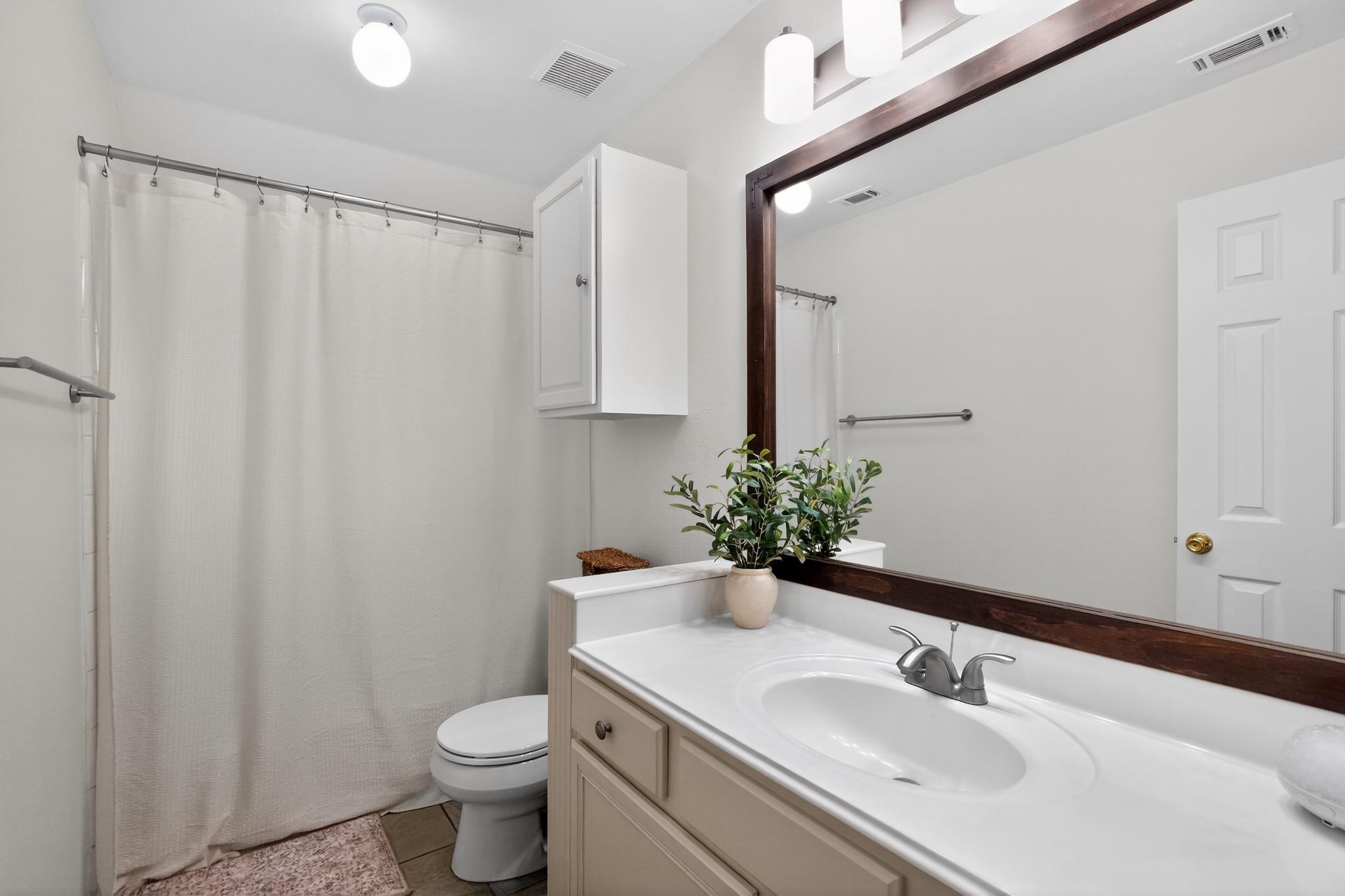 300 N Carriage Hills Dr Property Photo 12