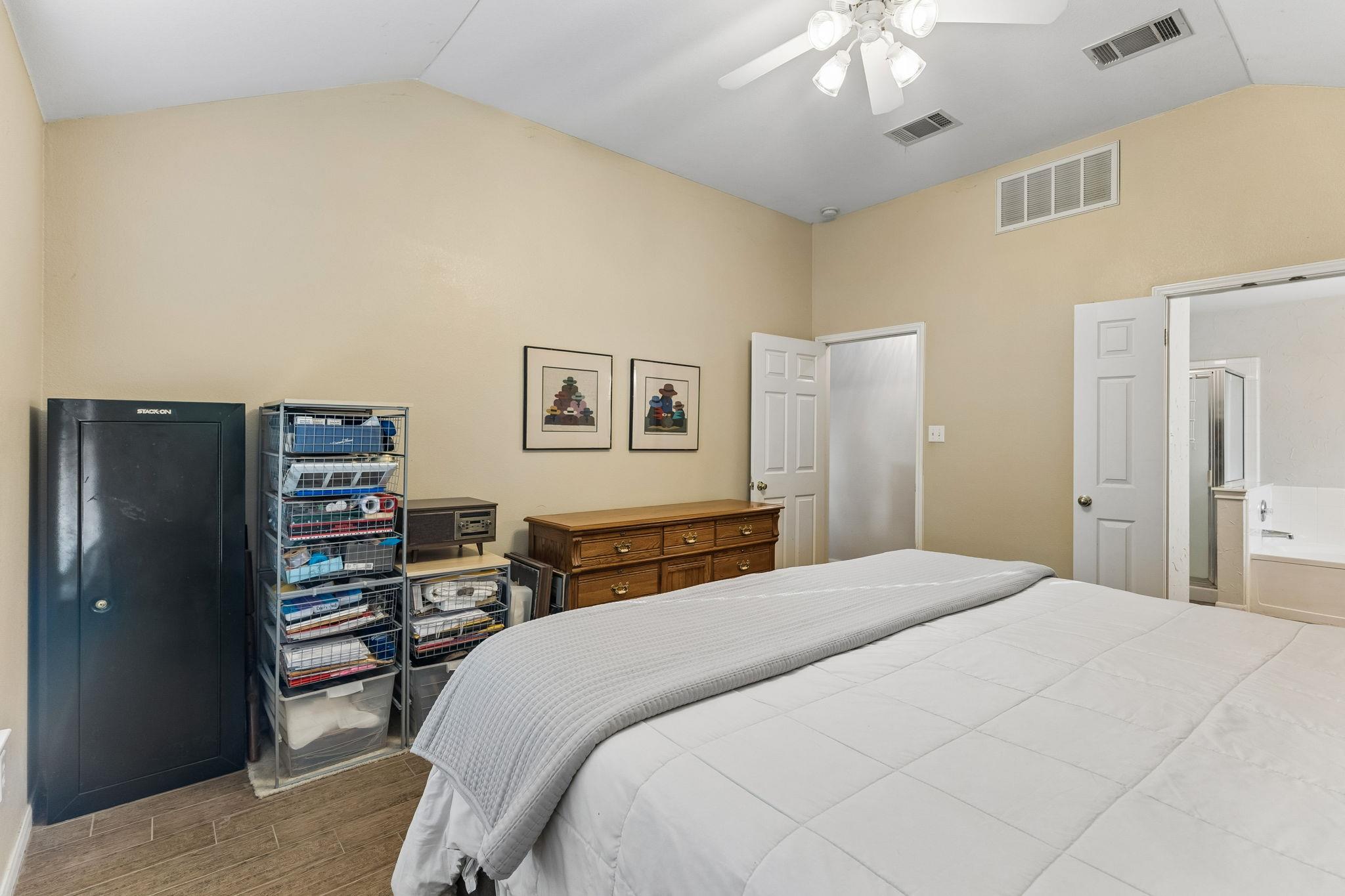 271 Bluestem St Property Photo 23