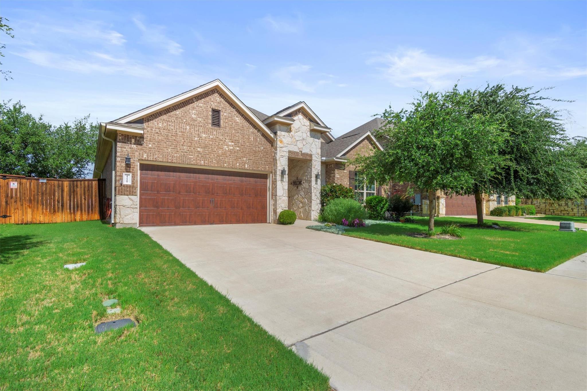 4228 Hannover Way Property Photo 1
