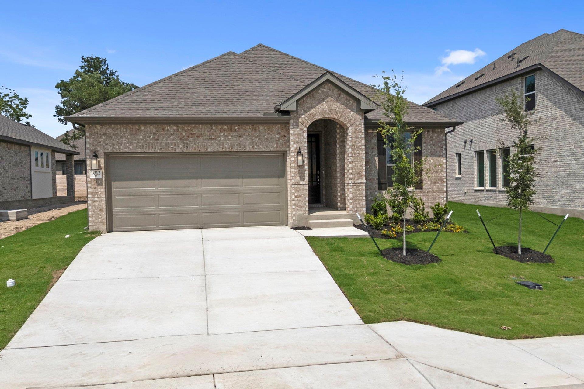 1012 Rollingwood Trl Property Photo 2