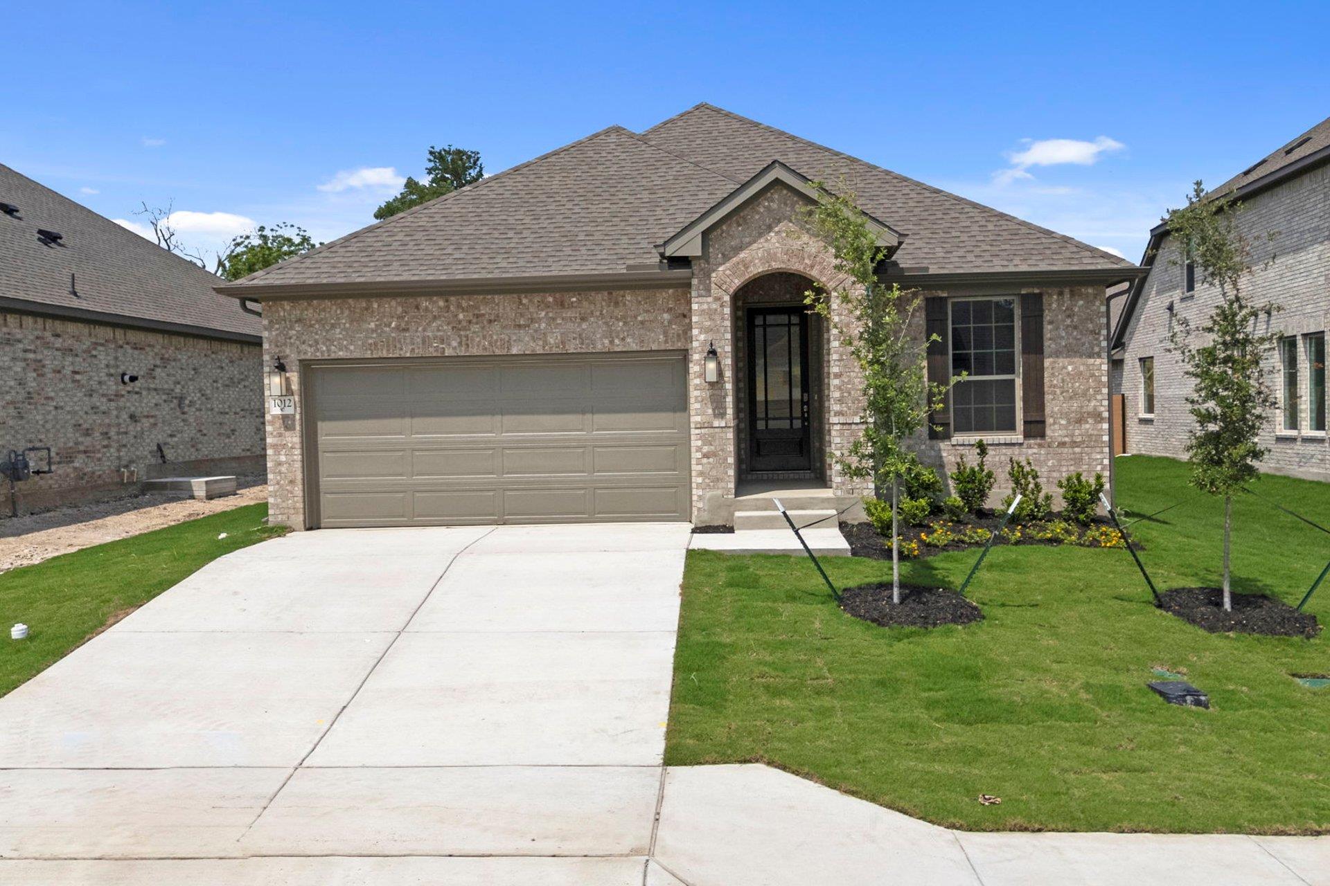 1012 Rollingwood Trl Property Photo 3