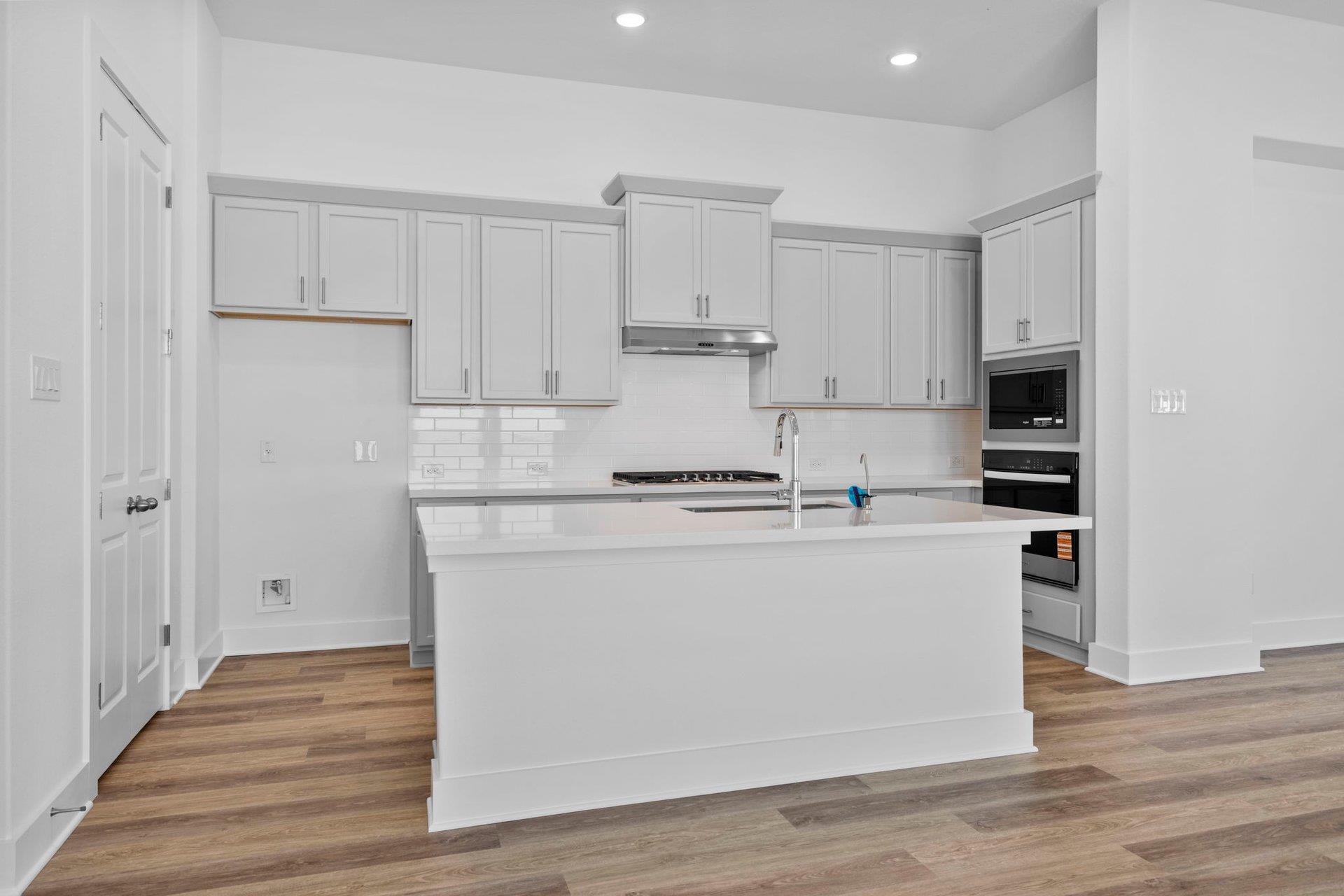 1012 Rollingwood Trl Property Photo 9