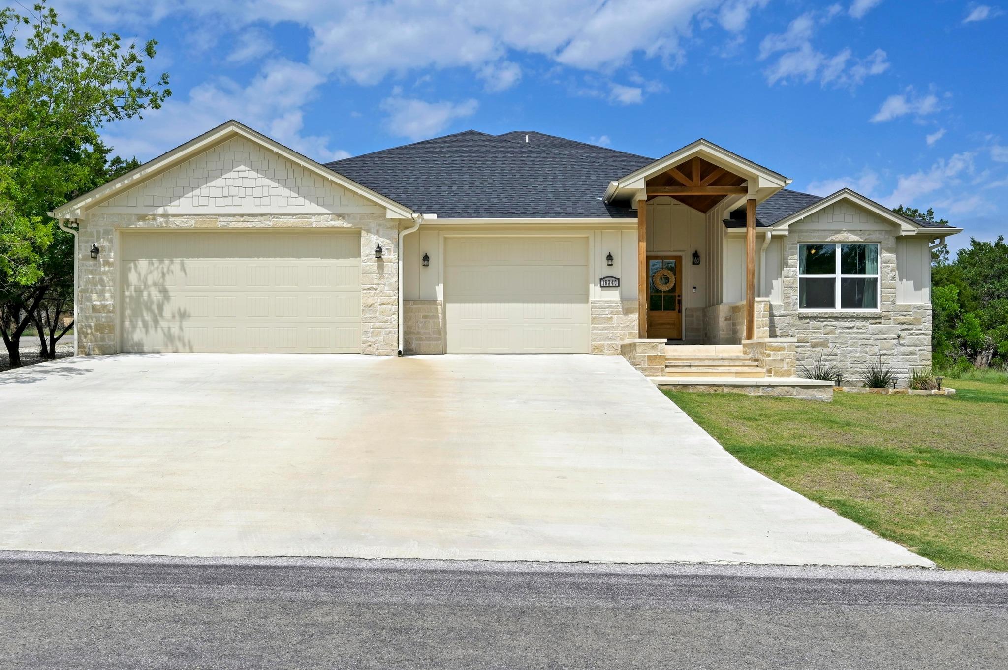 16240 Toby Ct Property Photo
