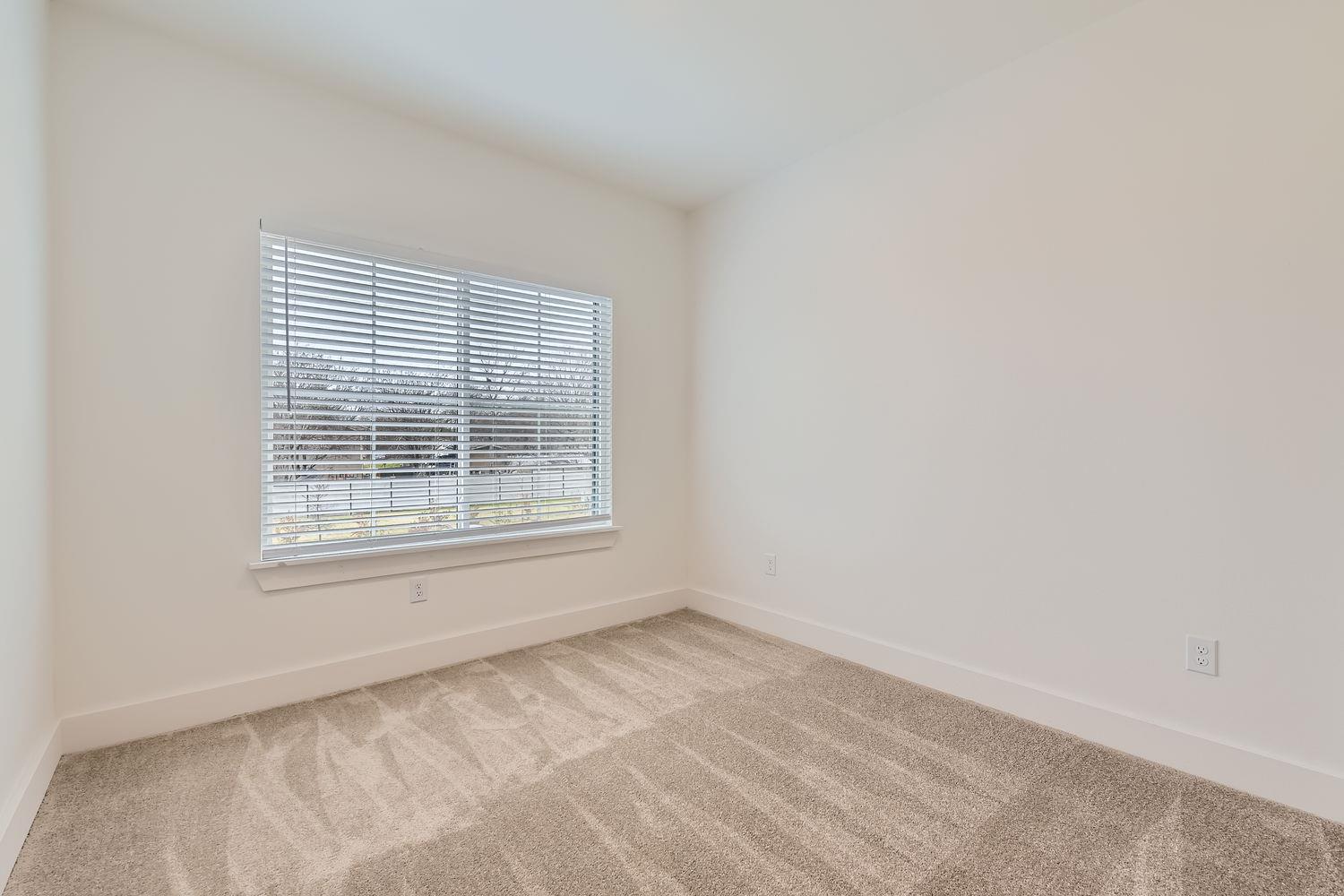 6820 Blue Dawn Trl #101 Property Photo 7
