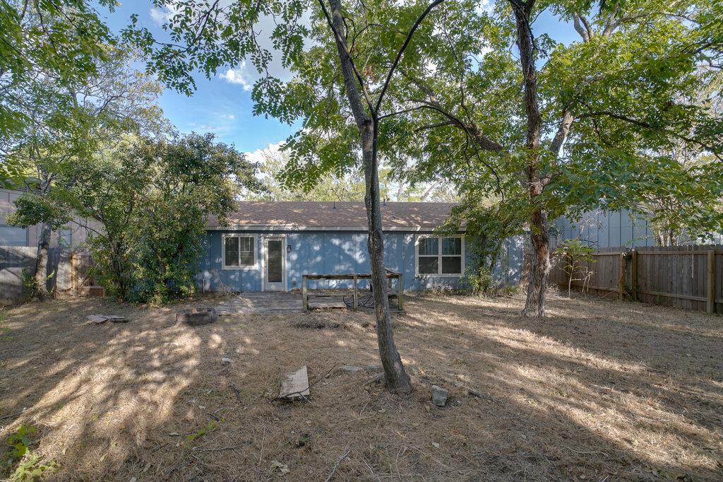 7100 Barnsdale Way Property Photo 19