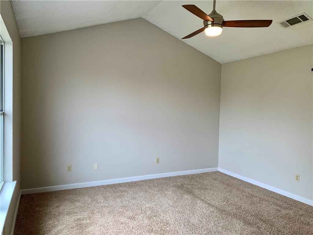 2406 Stirrup Dr Property Photo 11