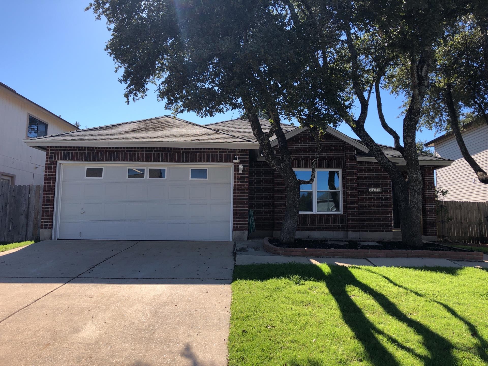 2710 Vinson Ct Property Photo 1