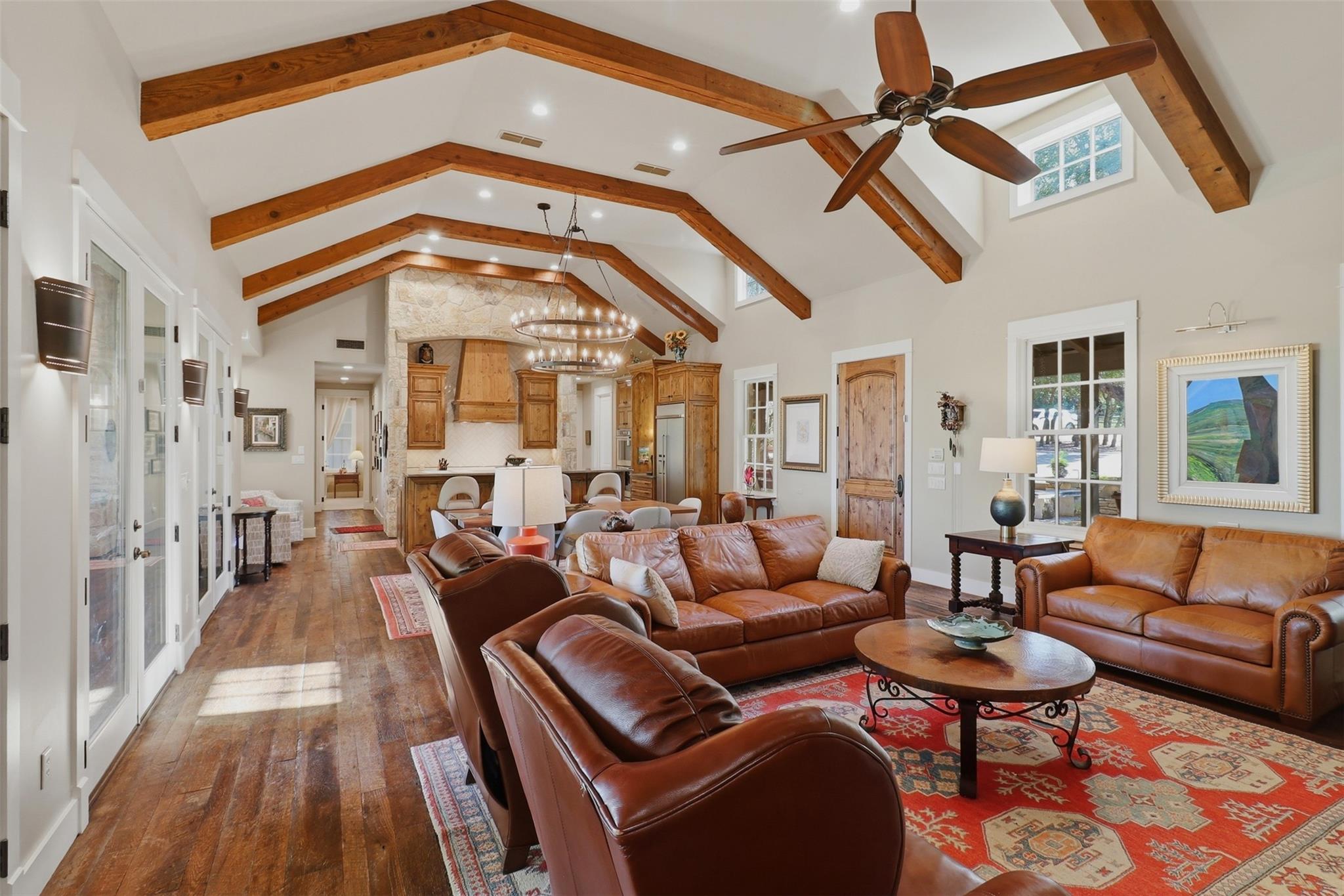 100 Morgan Cv Property Photo 5