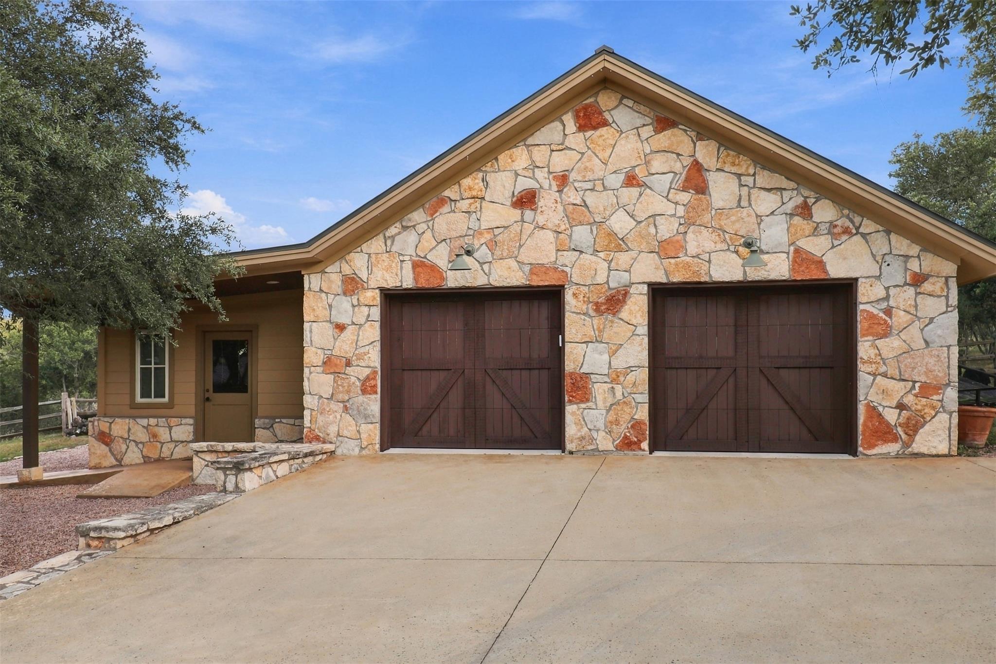 100 Morgan Cv Property Photo 24