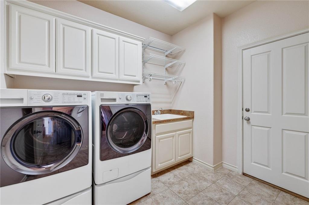 601 Riley Trl Property Photo 14